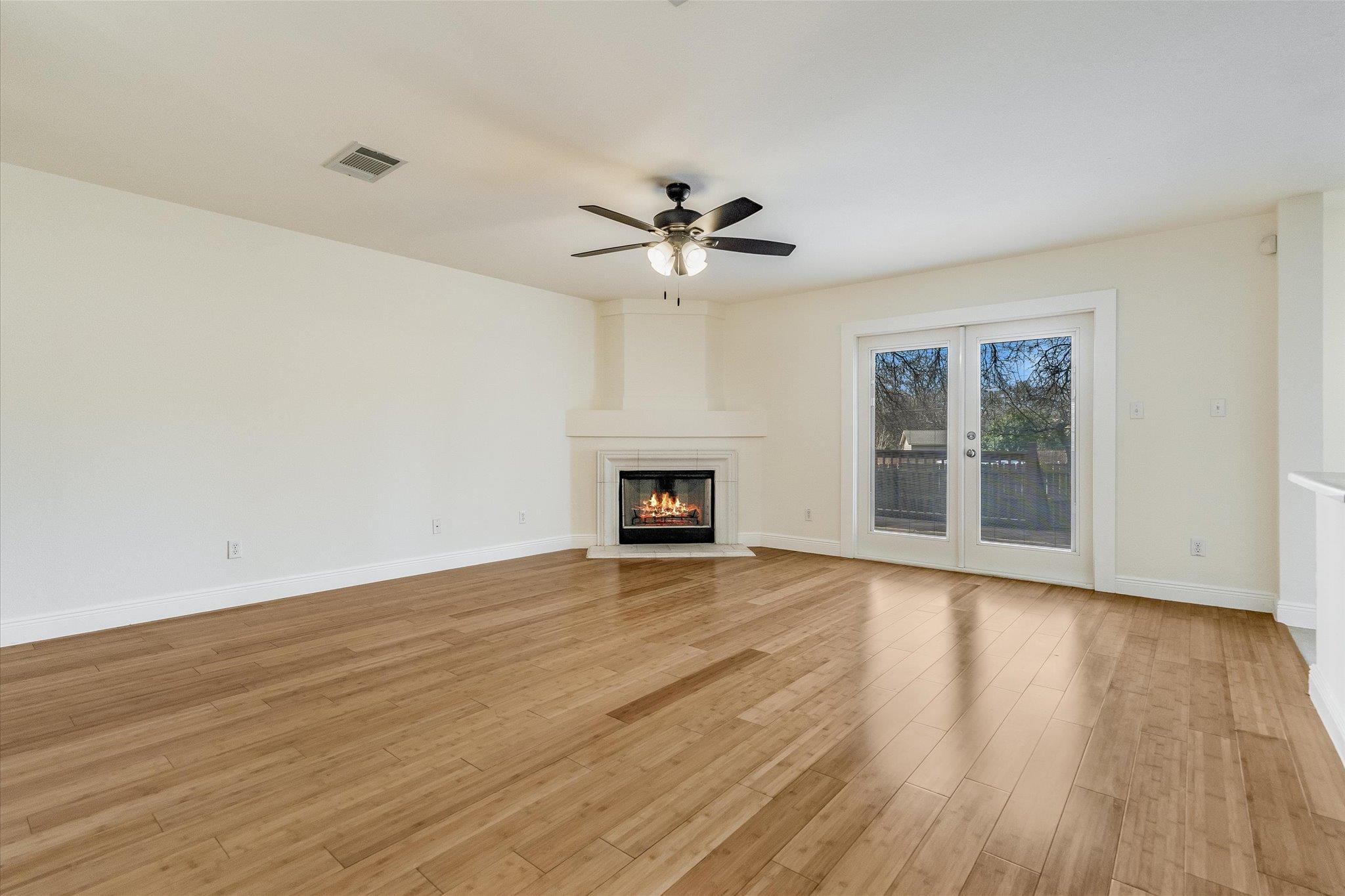 8121 Evadean Cir, Austin, TX 78745