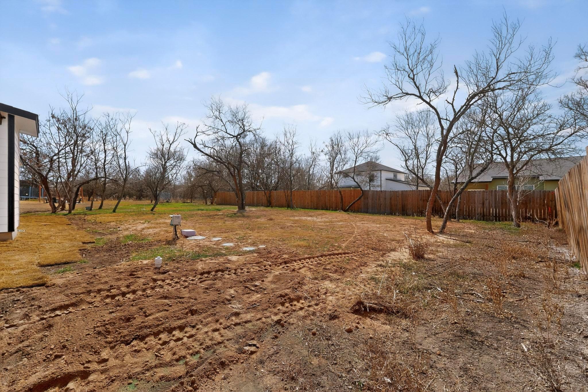 133 Kawainui Ln, Bastrop, TX 78602