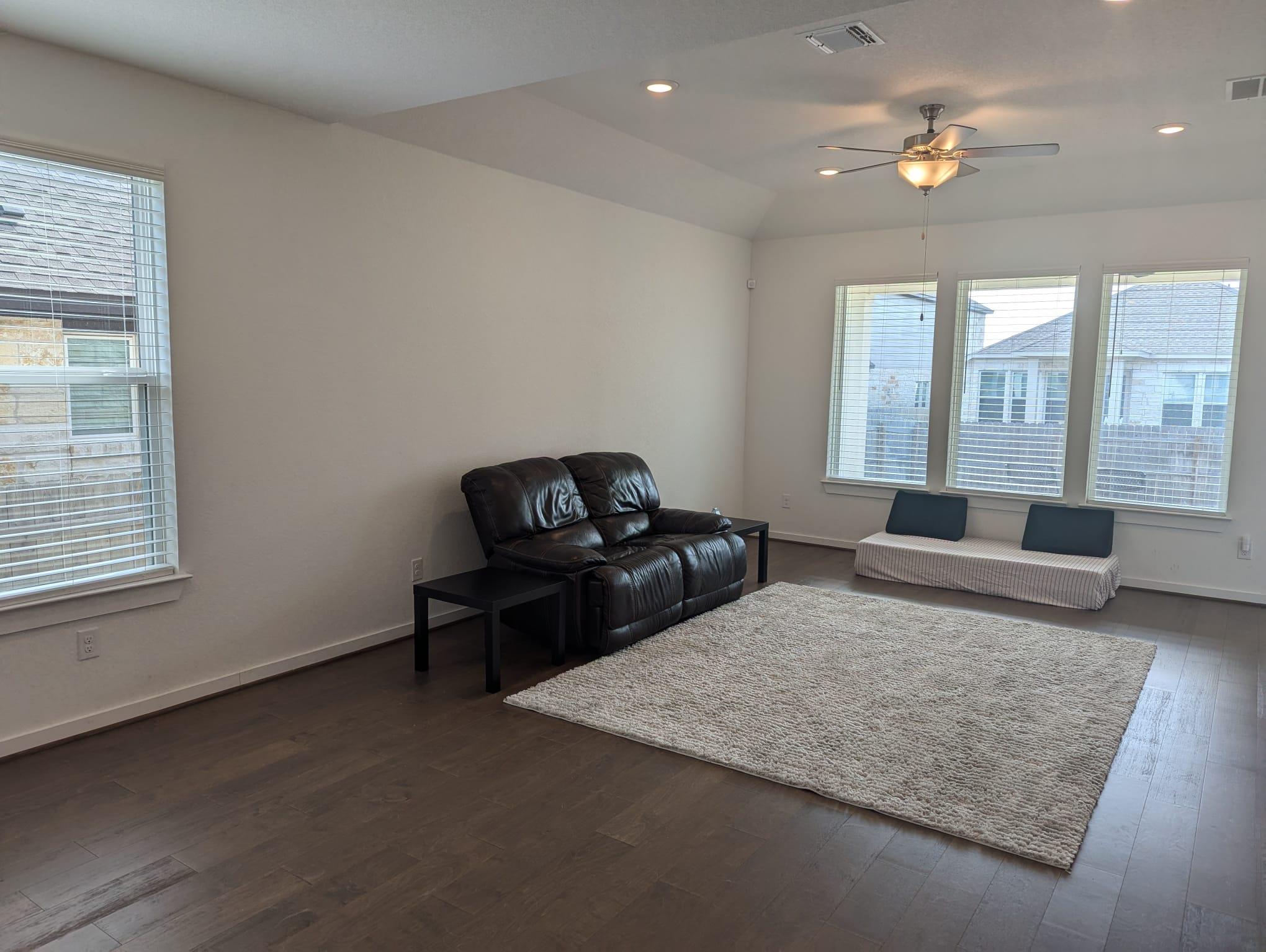 4332 Chapel Hill St, Round Rock, TX 78665