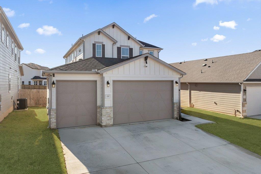 150 Seattle Slew Dr, Jarrell, TX 76537