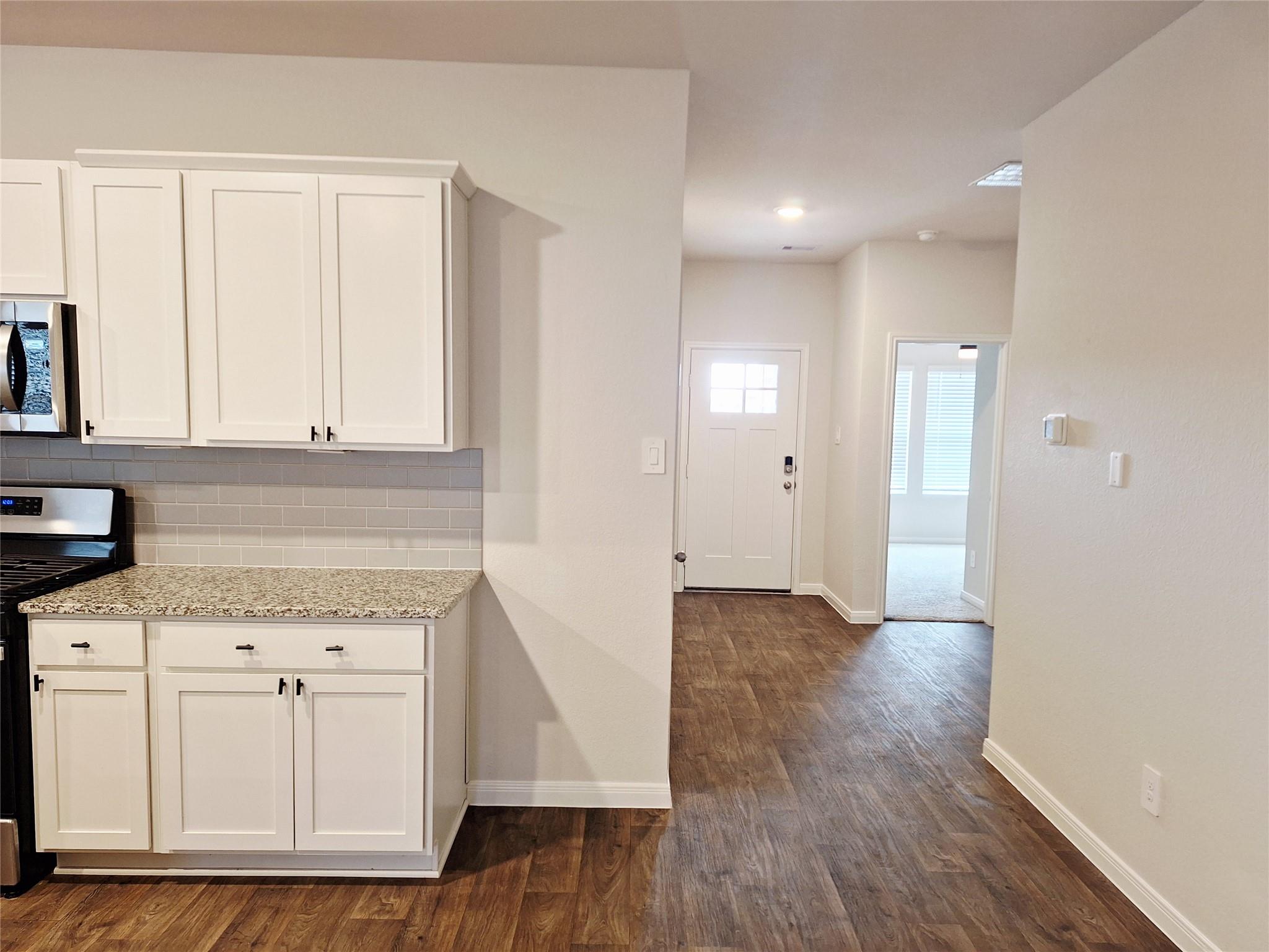 1327 Camden Ln Ln, Lockhart, TX 78644