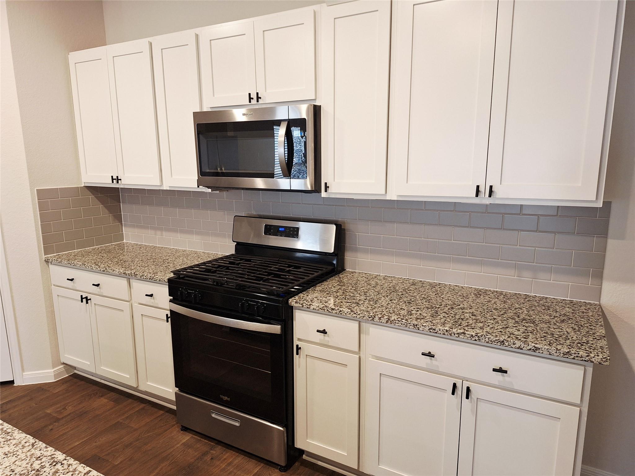 1327 Camden Ln Ln, Lockhart, TX 78644