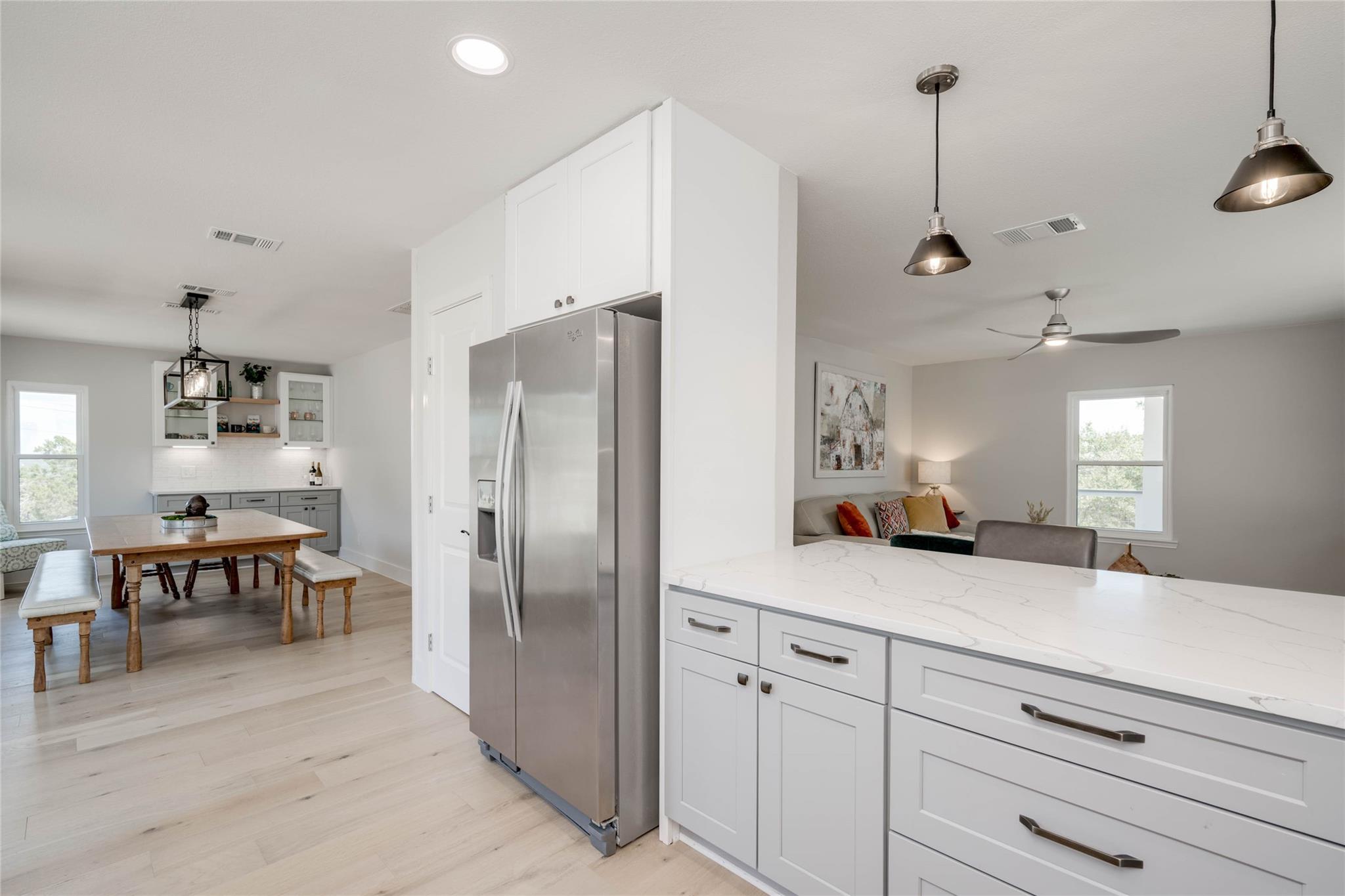 1805 Spring Valley Dr, Dripping Springs, TX 78620