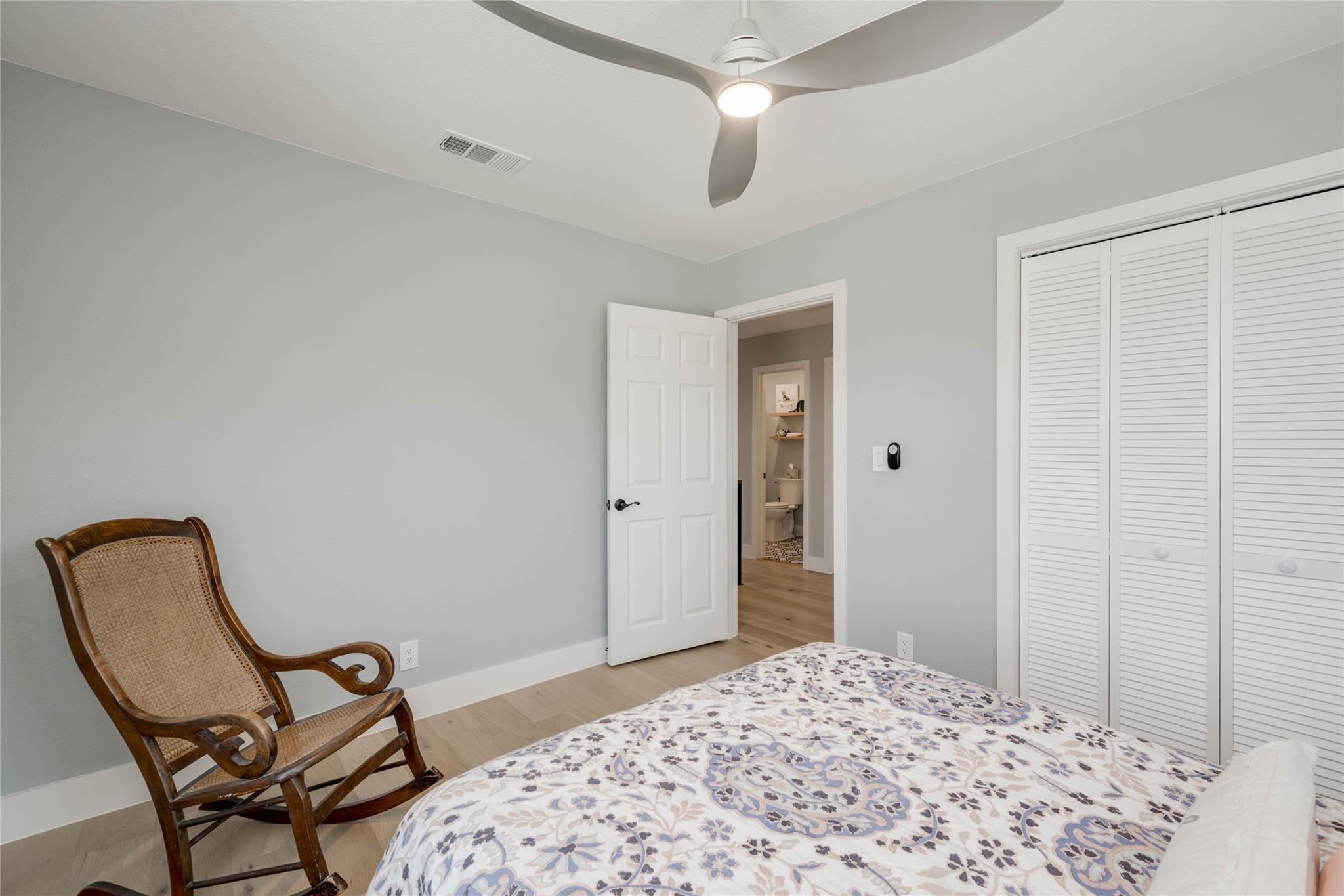 1805 Spring Valley Dr, Dripping Springs, TX 78620