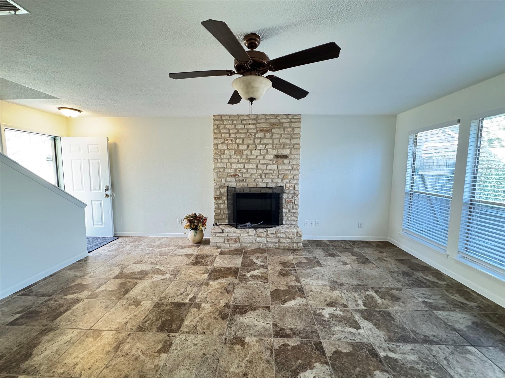 221 Stowaway Cv # A, Lakeway, TX 78734