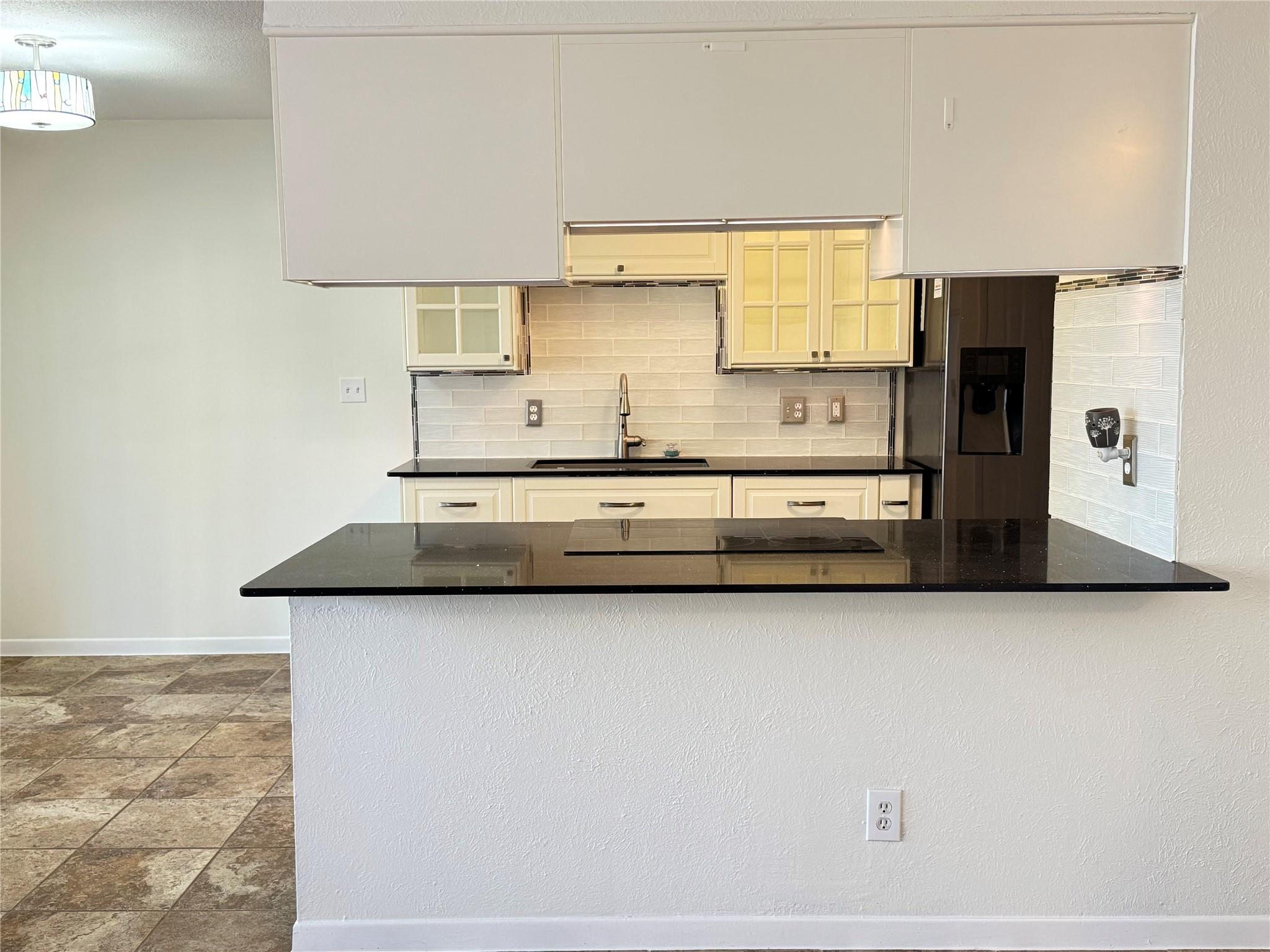 221 Stowaway Cv # A, Lakeway, TX 78734