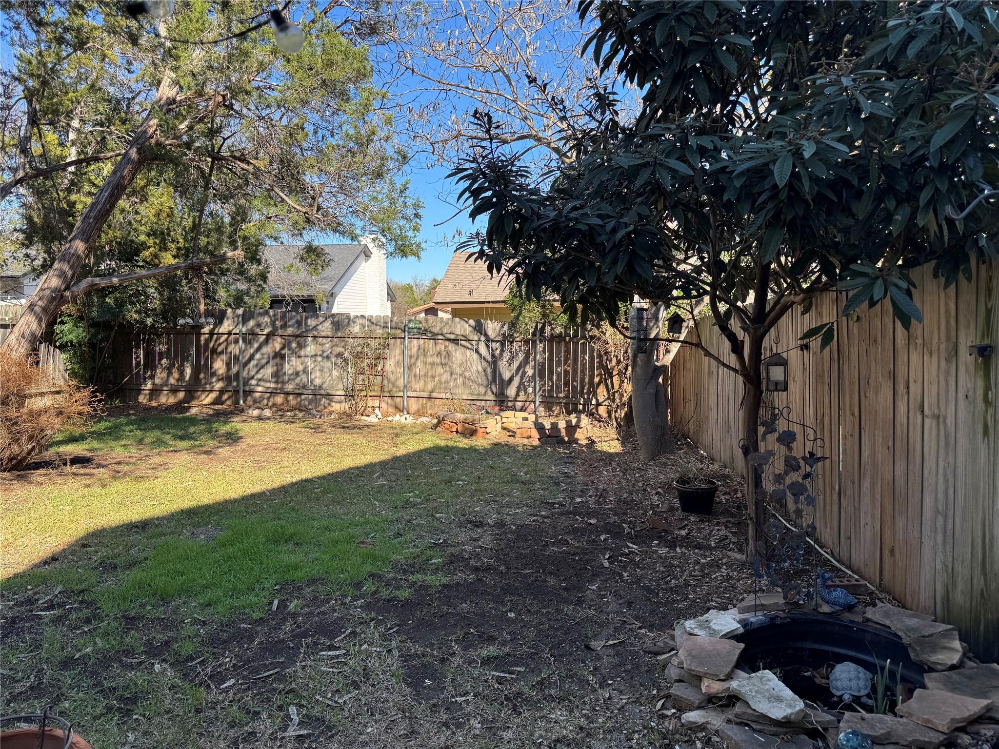 221 Stowaway Cv # A, Lakeway, TX 78734