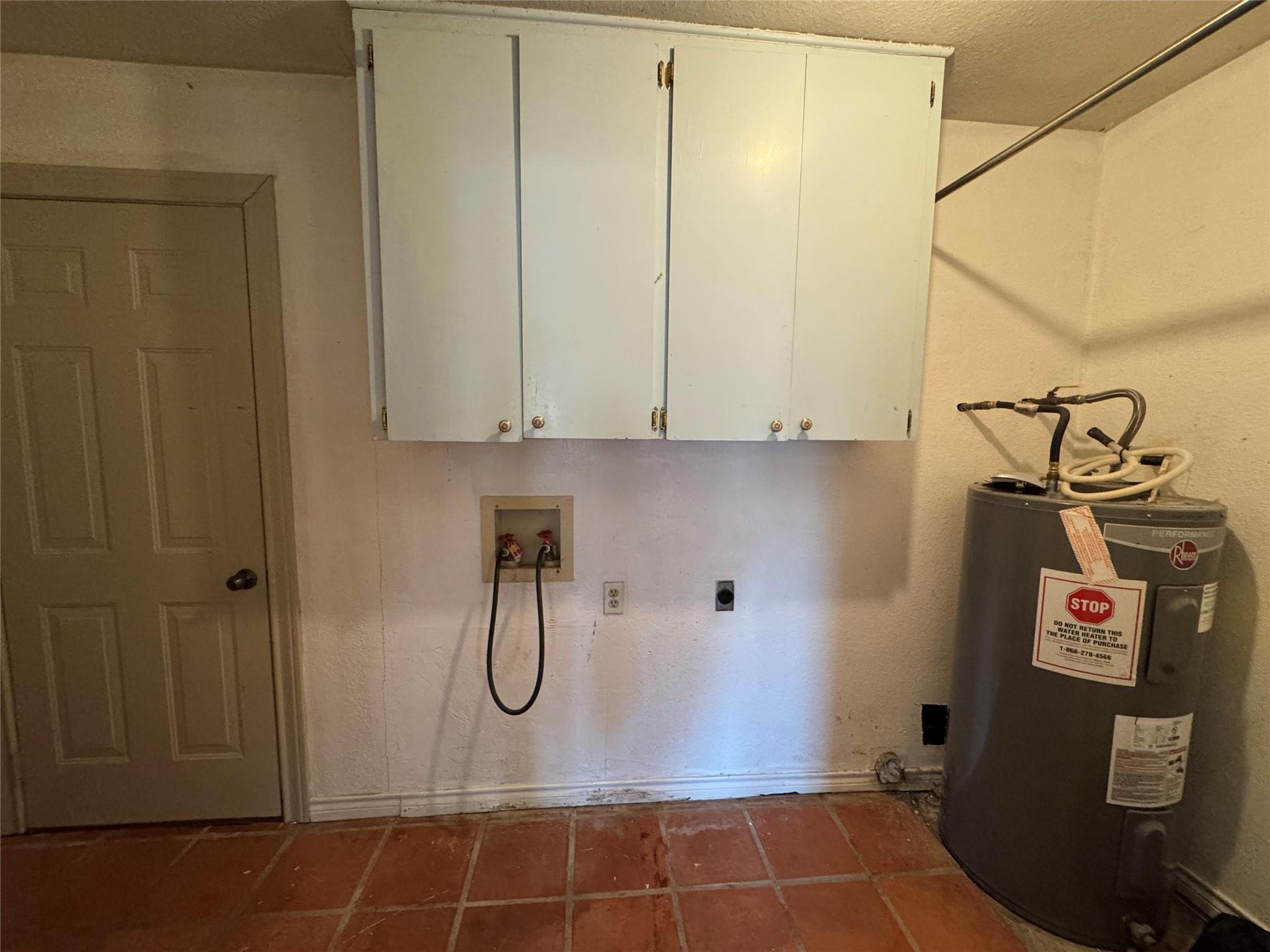 163 Robinson Rd, Lockhart, TX 78644