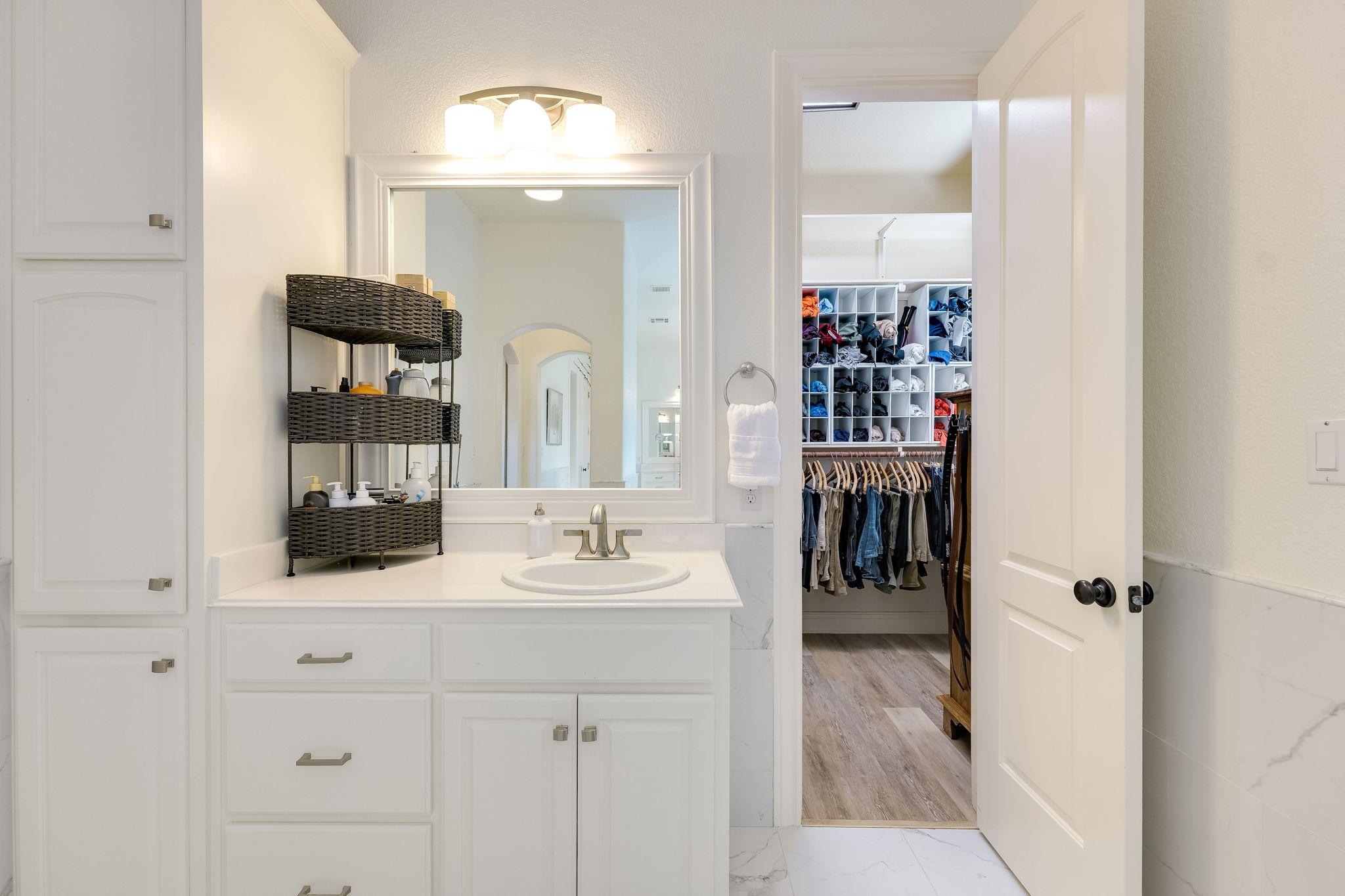 105 Old Settlers Dr, Bastrop, TX 78602