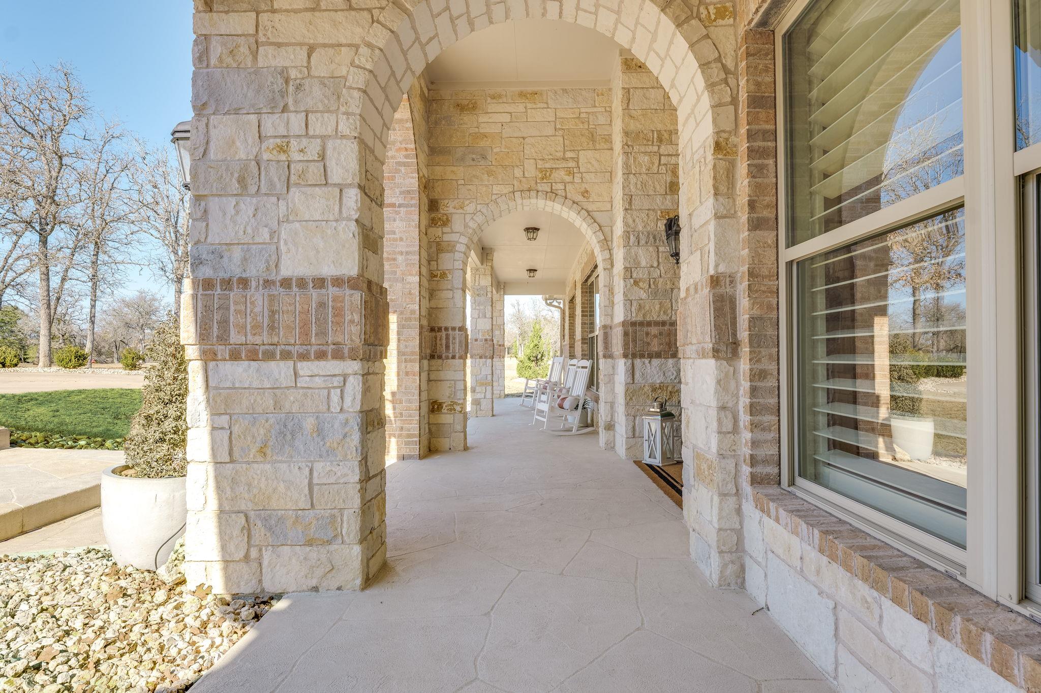 105 Old Settlers Dr, Bastrop, TX 78602