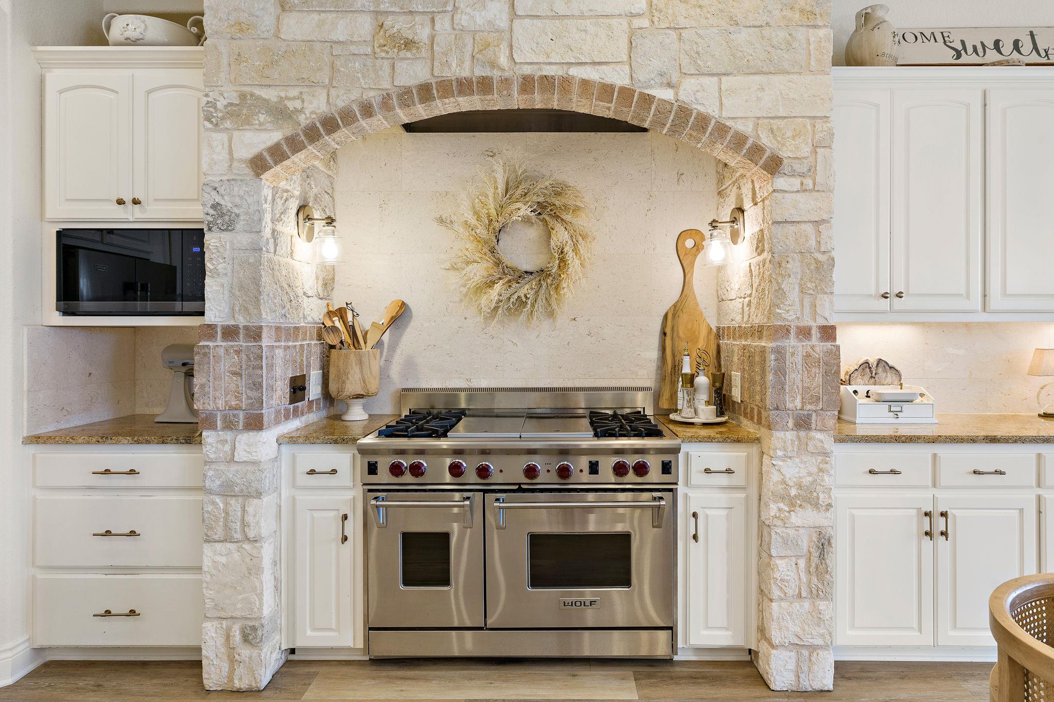 105 Old Settlers Dr, Bastrop, TX 78602