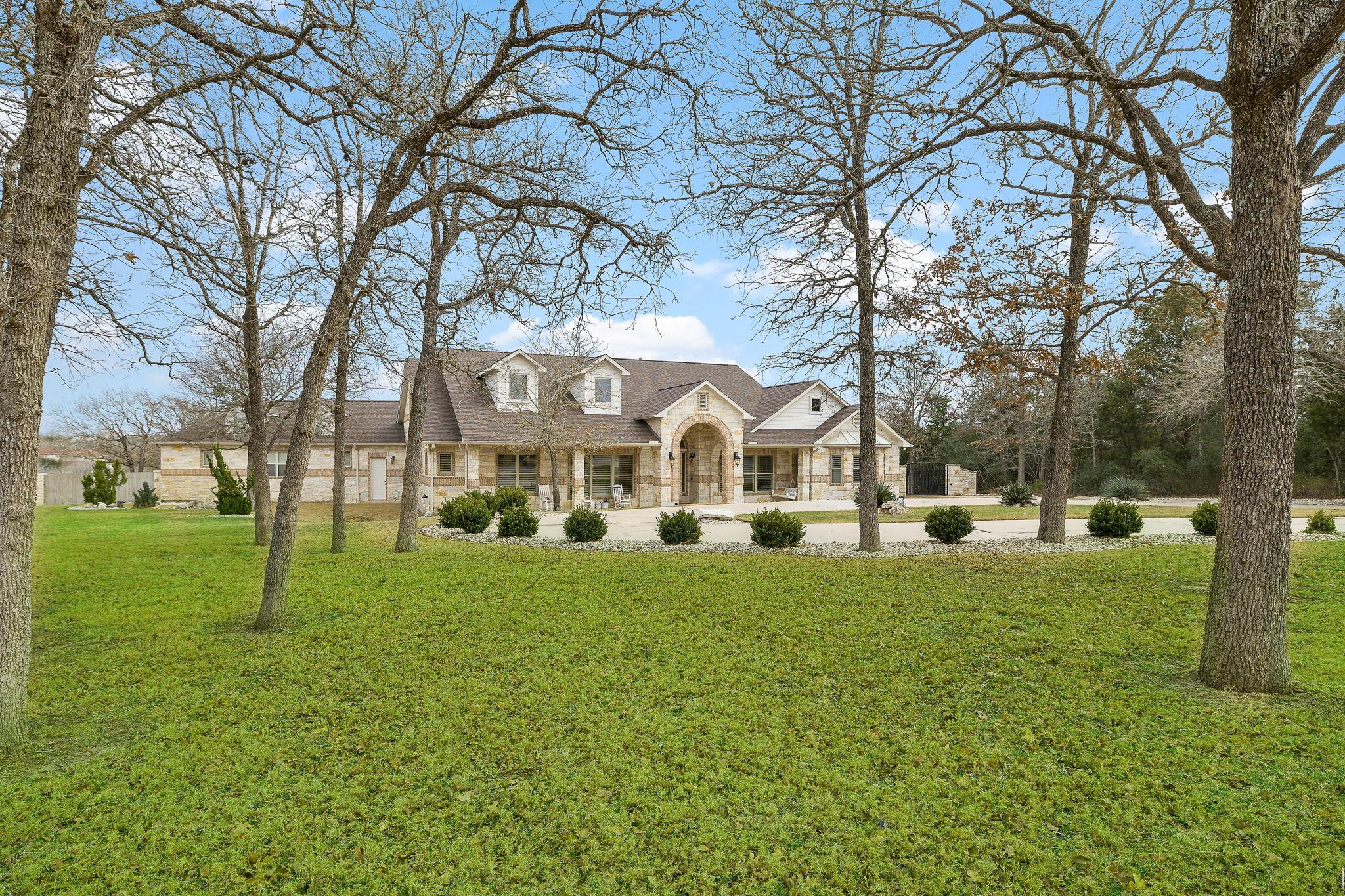 105 Old Settlers Dr, Bastrop, TX 78602