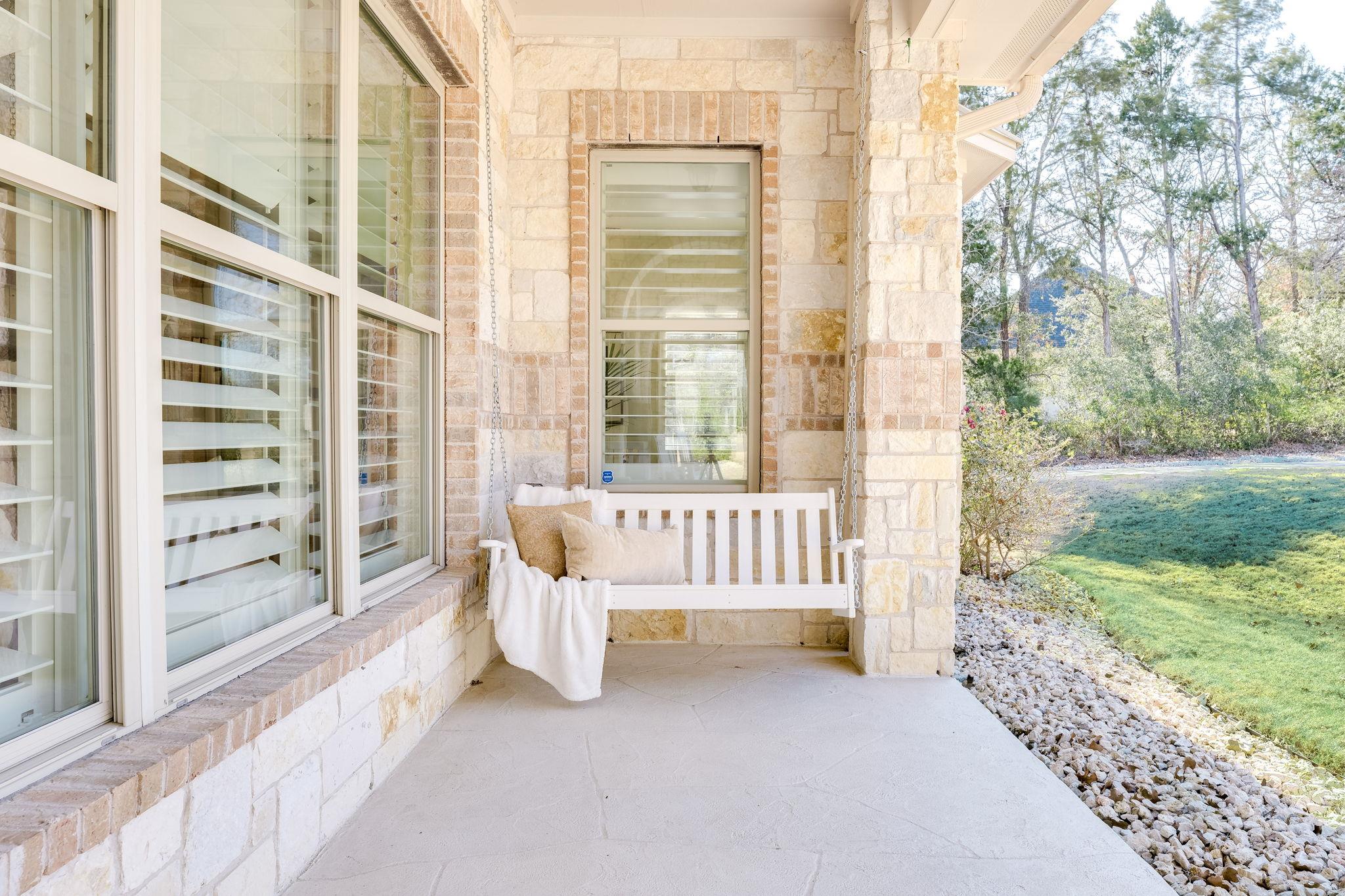 105 Old Settlers Dr, Bastrop, TX 78602