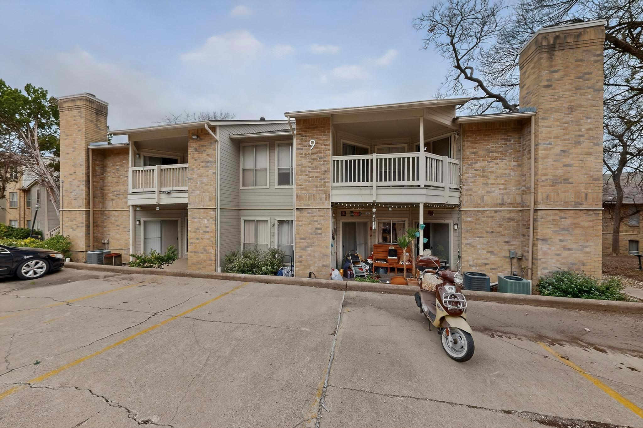 2450 Wickersham Ln # 904, Austin, TX 78741