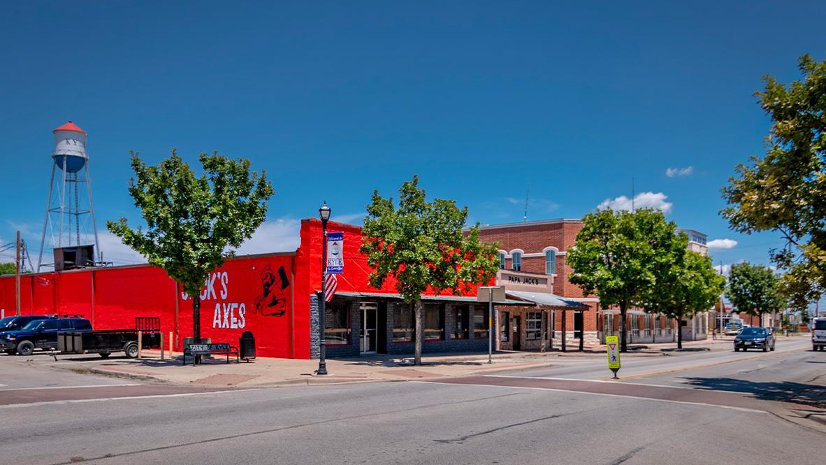 114 Balmorehea St, Kyle, TX 78640