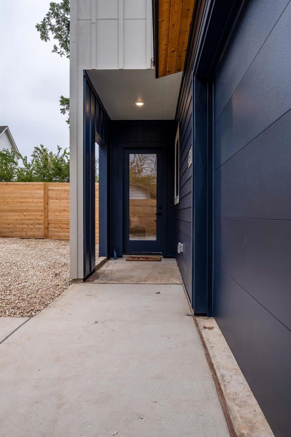 4513 S 3rd St # 2, Austin, TX 78745