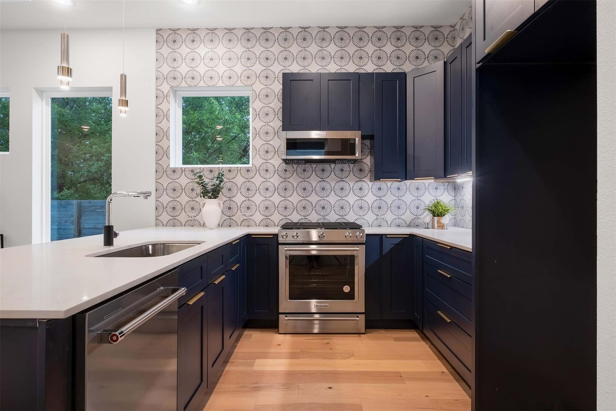 4513 S 3rd St # 2, Austin, TX 78745