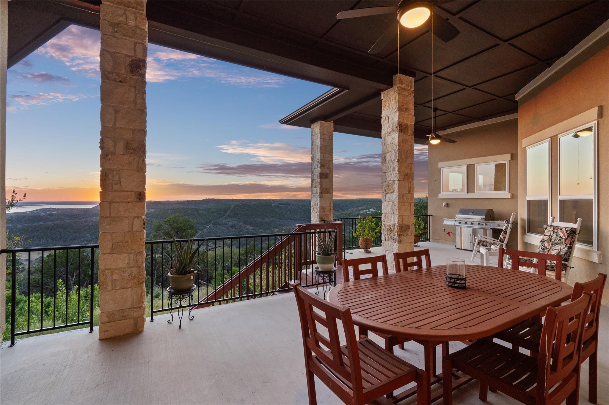 235 Chestnut Xing, Burnet, TX 78611