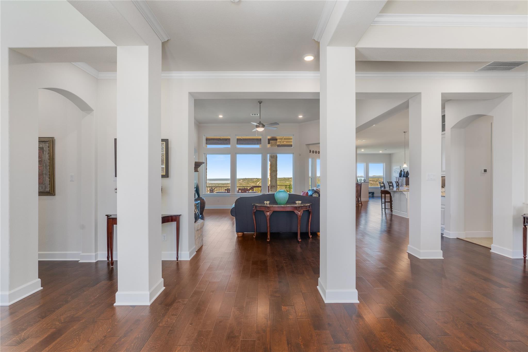 235 Chestnut Xing, Burnet, TX 78611