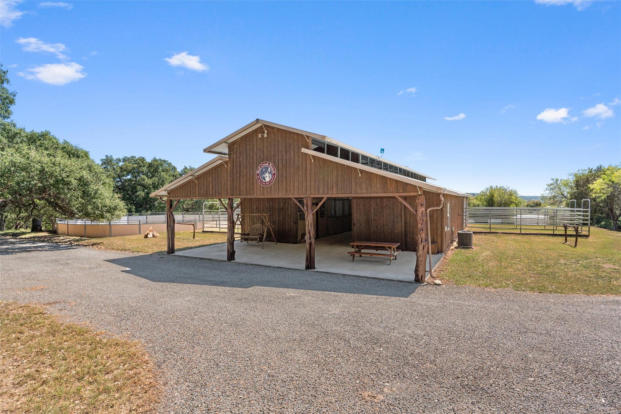 235 Chestnut Xing, Burnet, TX 78611