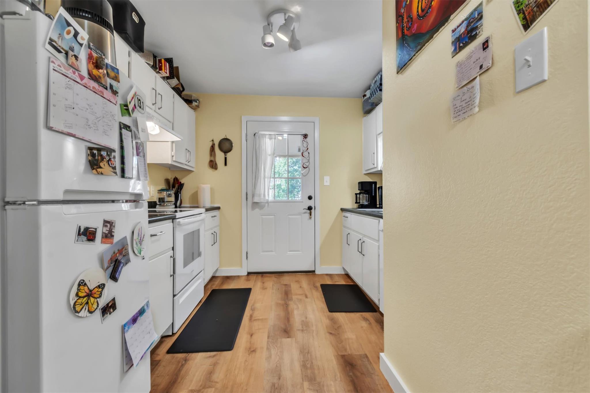 16 El Conejo Trl # A/B, Wimberley, TX 78676