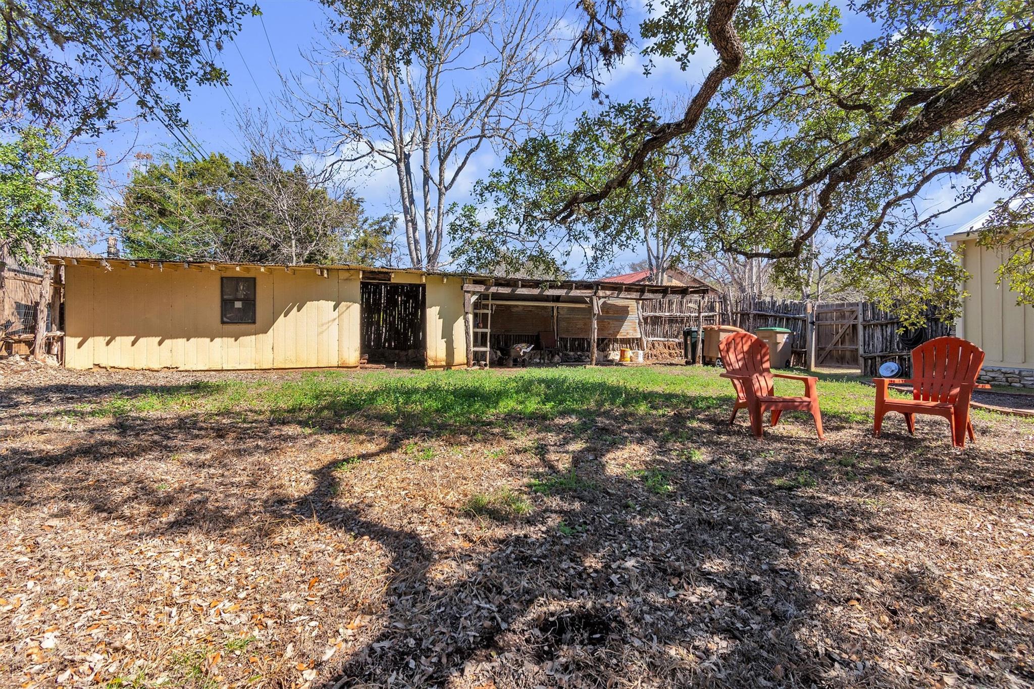 16 El Conejo Trl # A/B, Wimberley, TX 78676