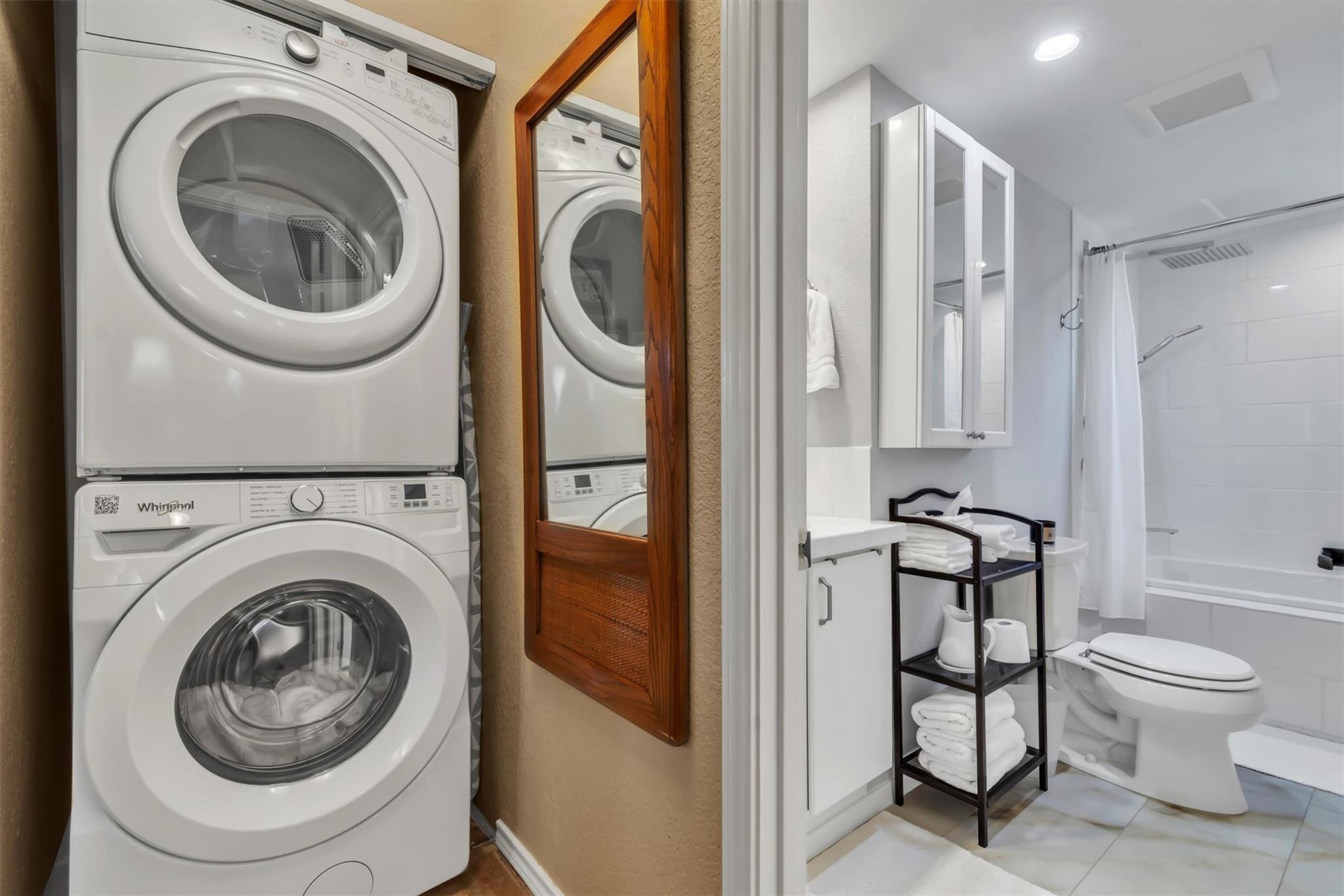 16 El Conejo Trl # A/B, Wimberley, TX 78676