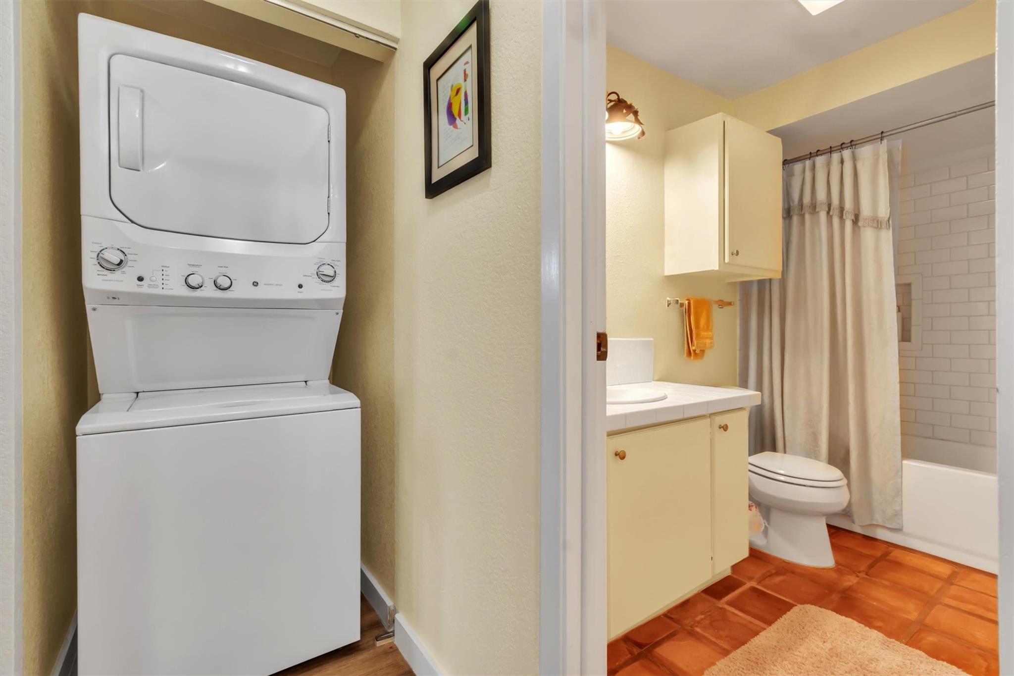 16 El Conejo Trl # A/B, Wimberley, TX 78676