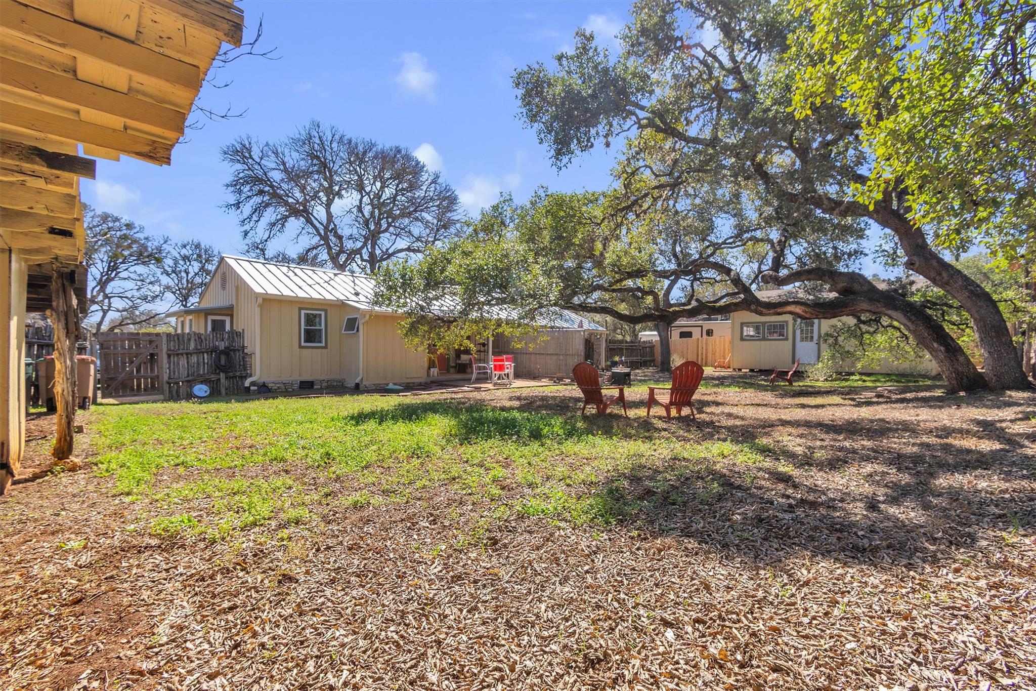 16 El Conejo Trl # A/B, Wimberley, TX 78676