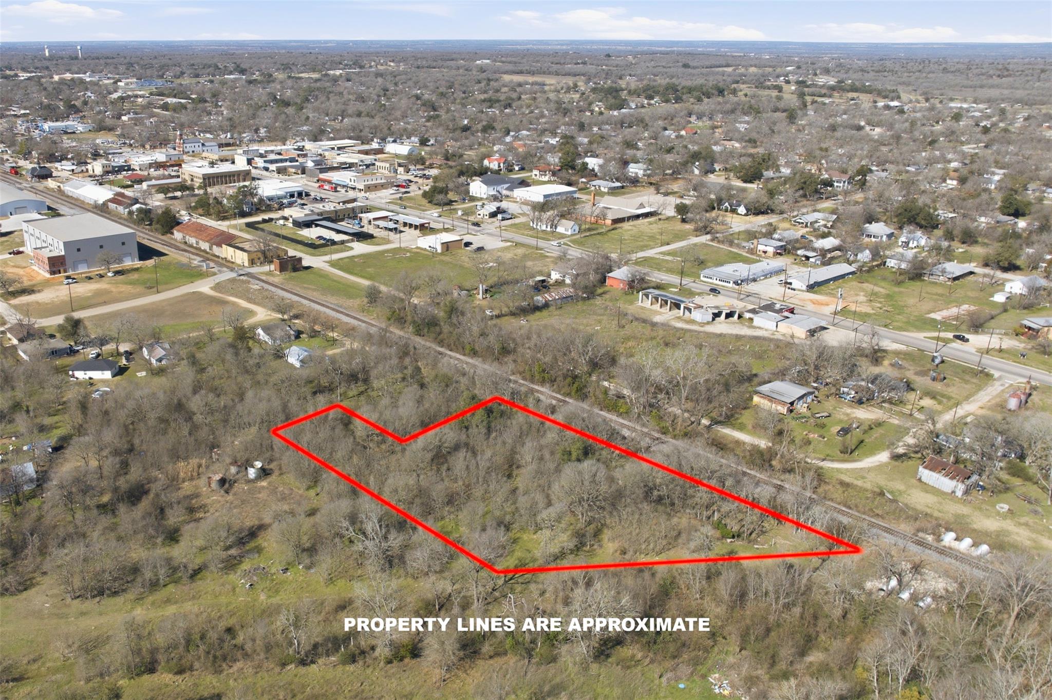 330 Half Ave, Rockdale, TX 76567