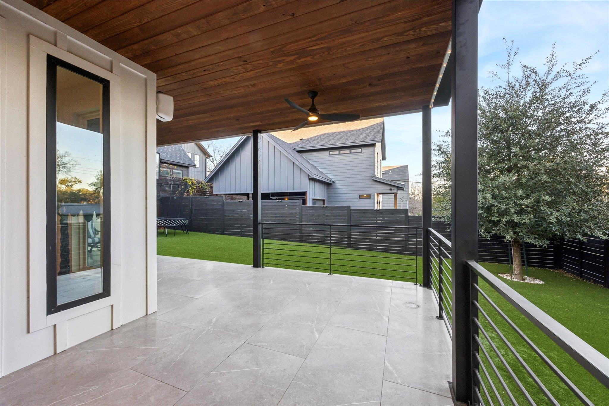 400 Krebs Ln, Austin, TX 78704