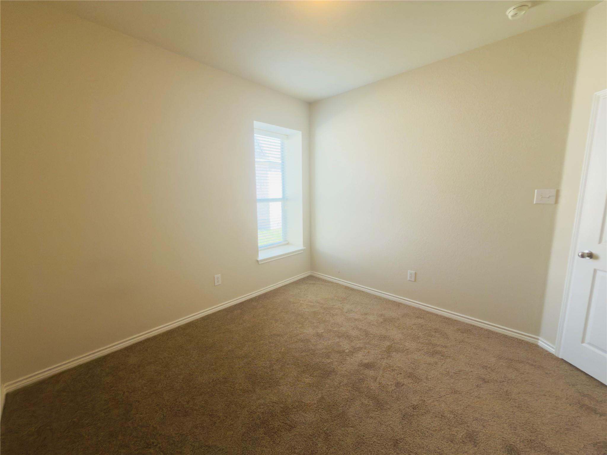 3932 Links Ln, Round Rock, TX 78664