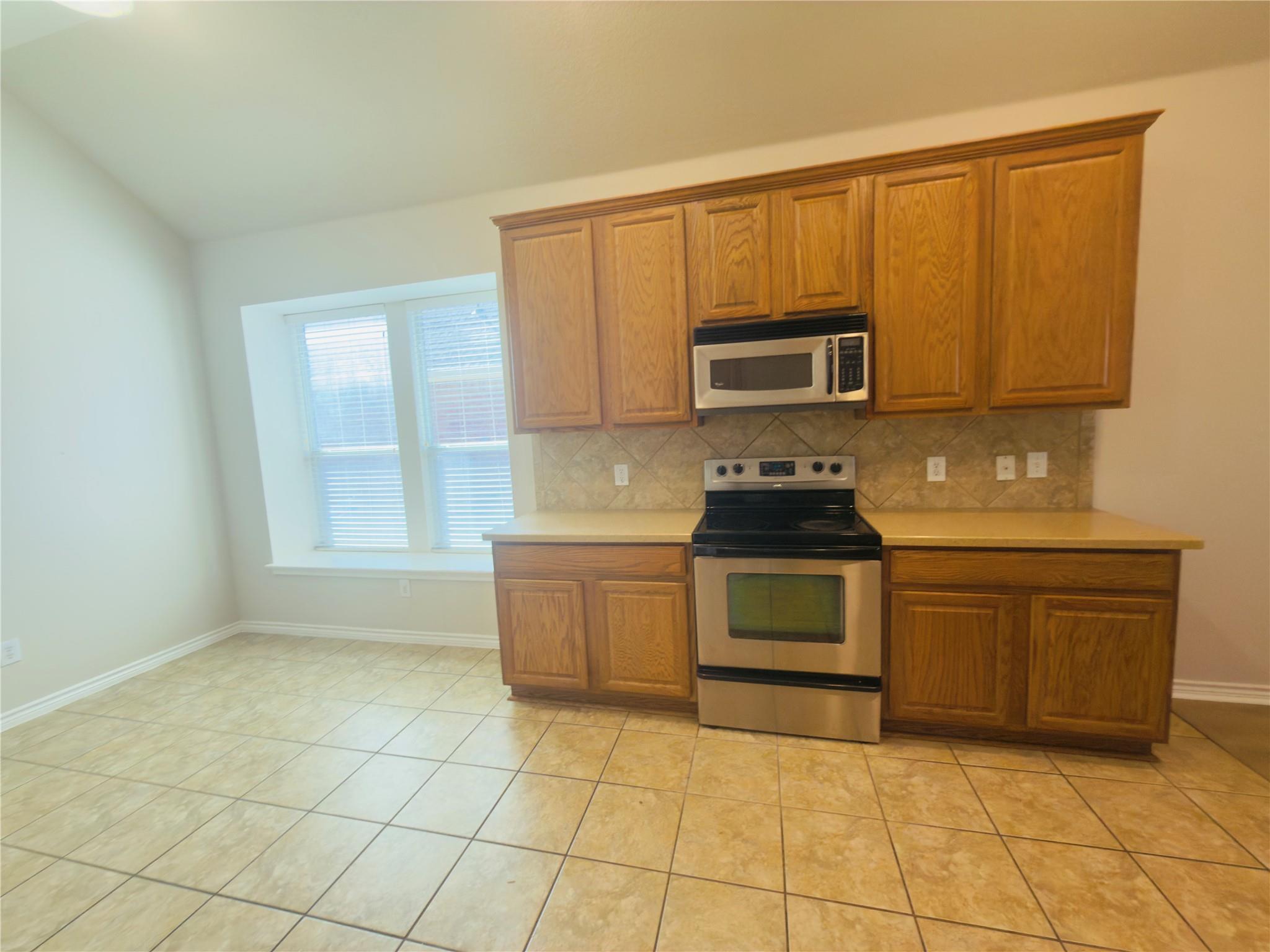 3932 Links Ln, Round Rock, TX 78664