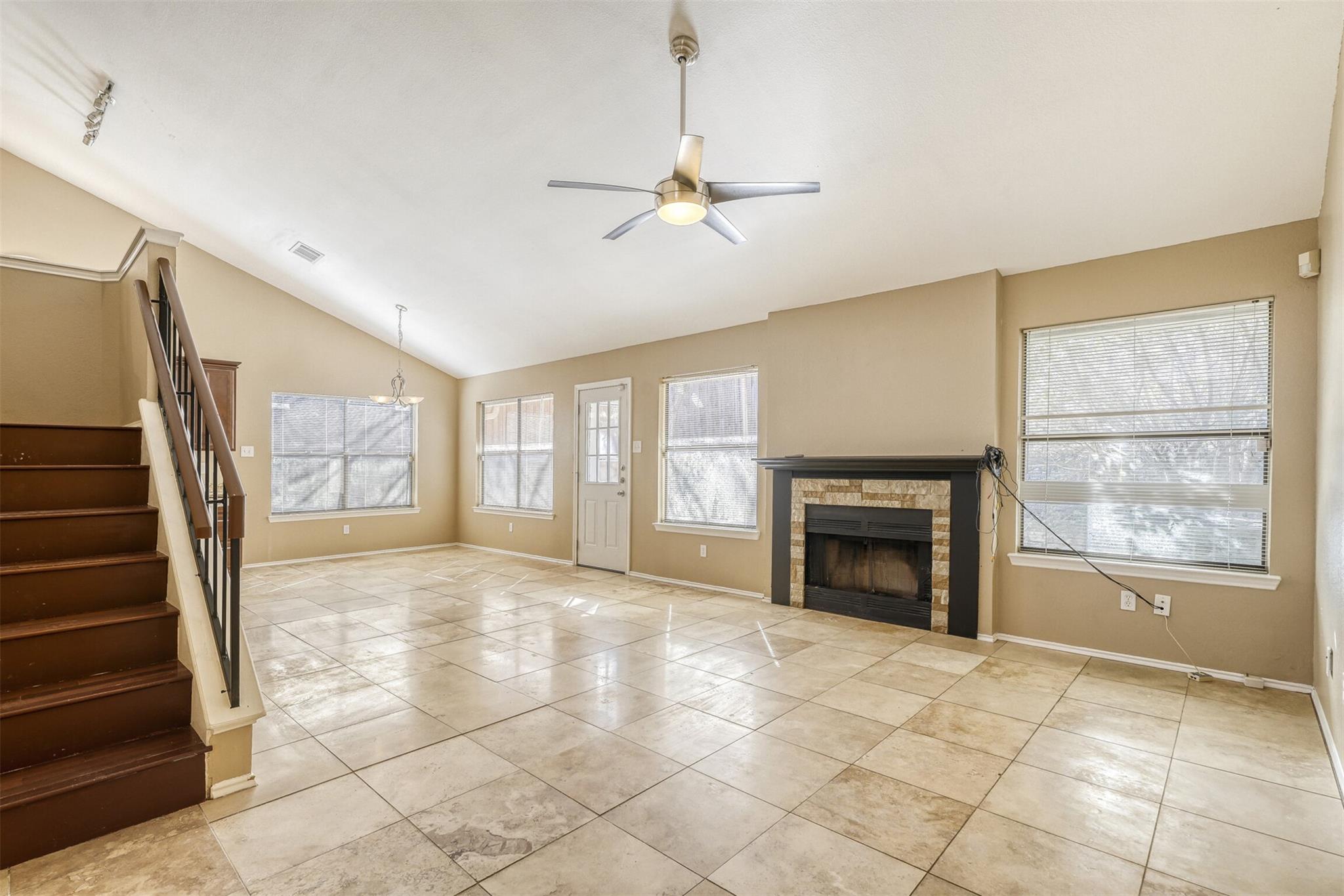 10620 N Platt River Dr, Austin, TX 78748