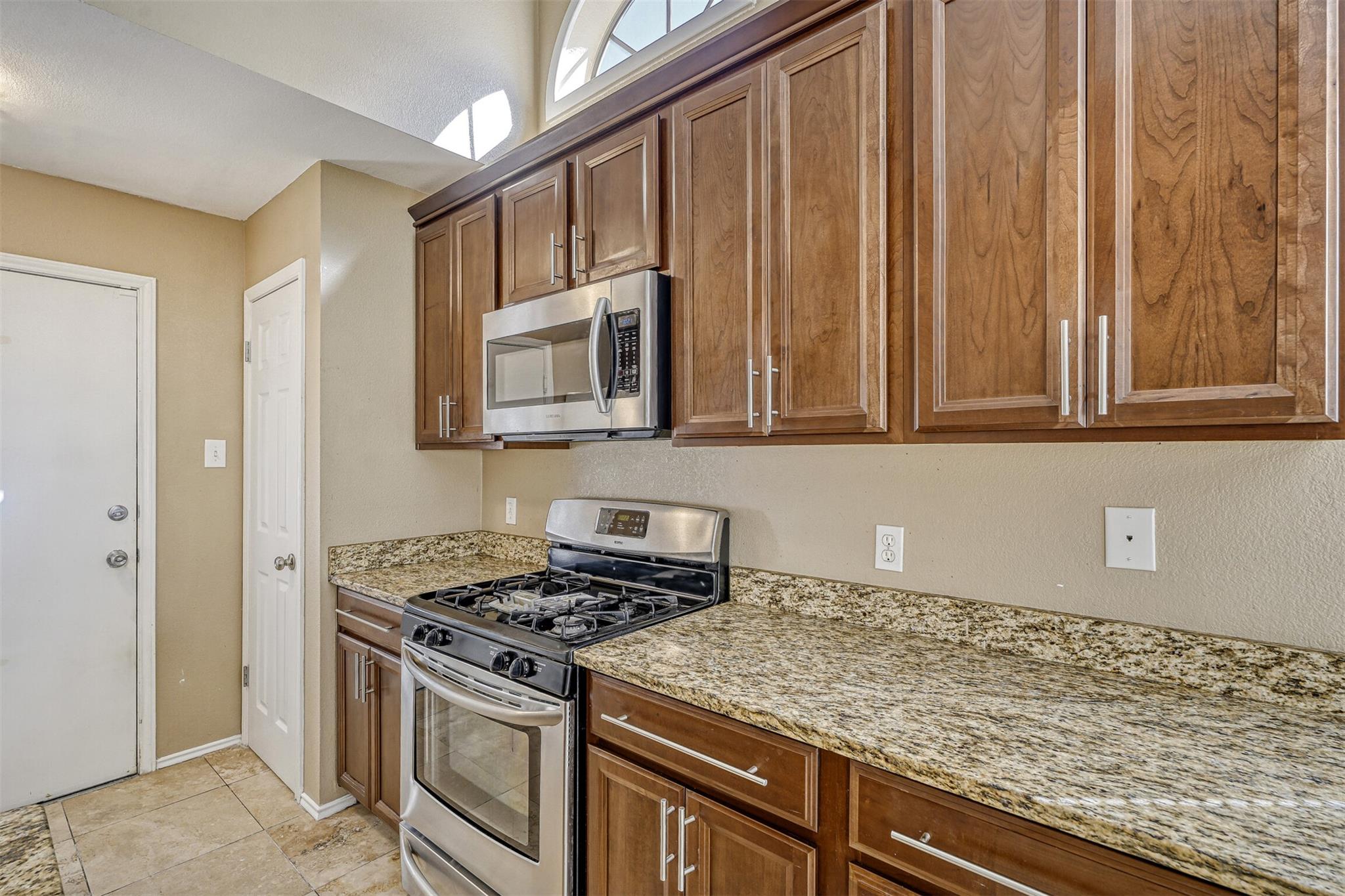 10620 N Platt River Dr, Austin, TX 78748