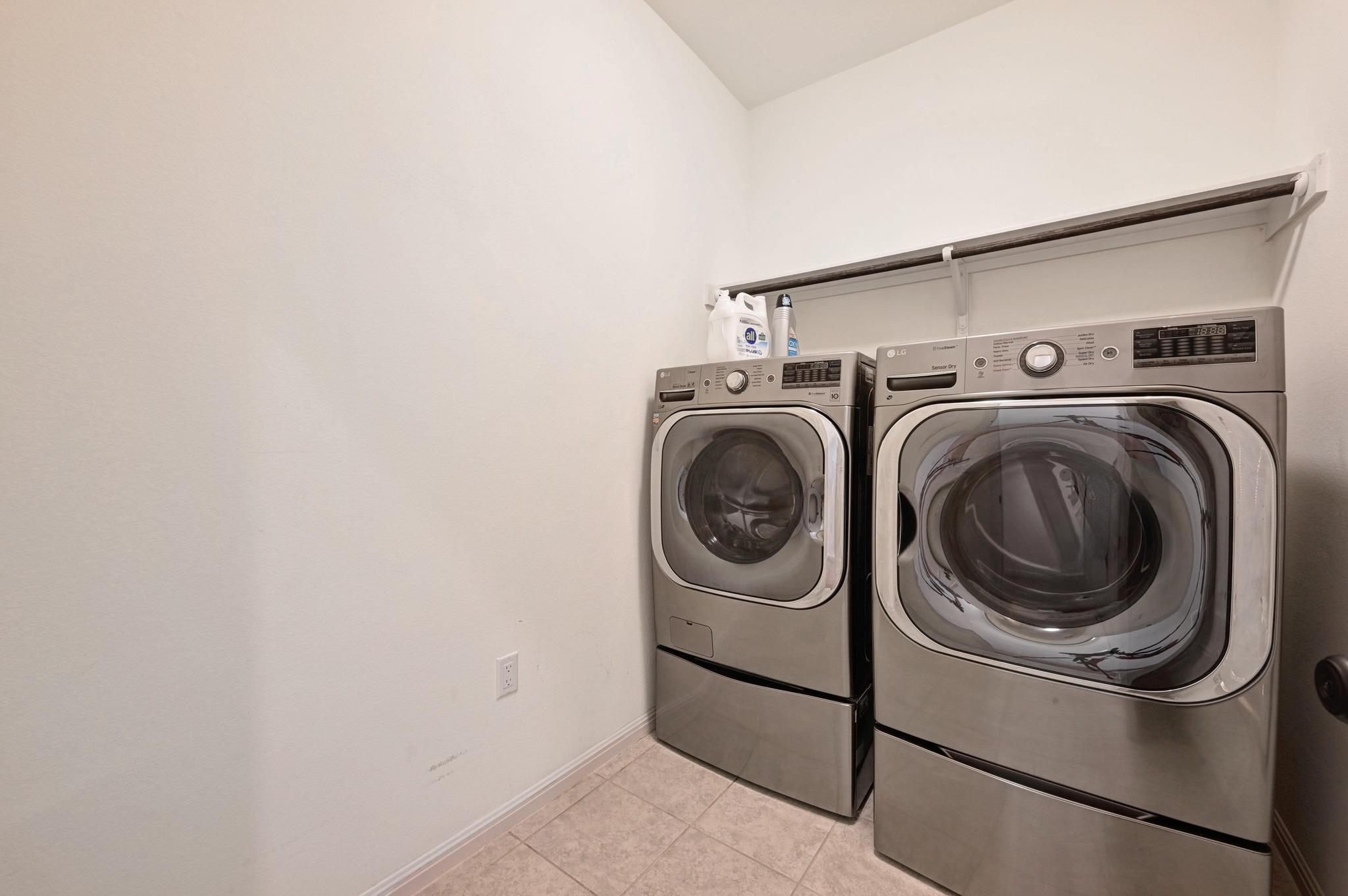 8612 Apogee Blvd, Austin, TX 78744