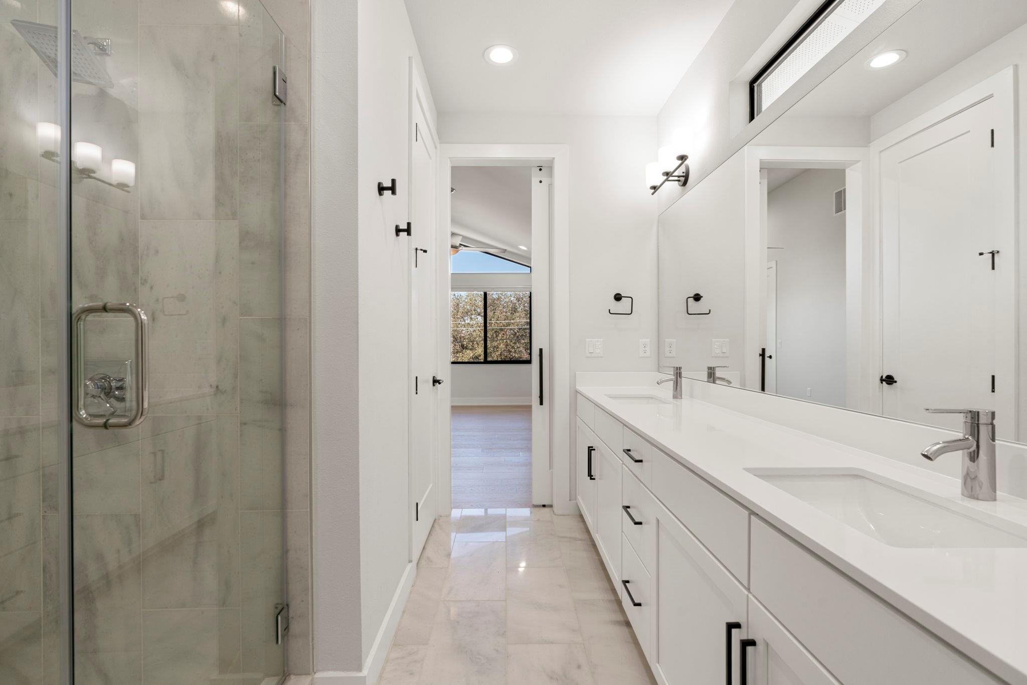 1405 Perez St # 1, Austin, TX 78721