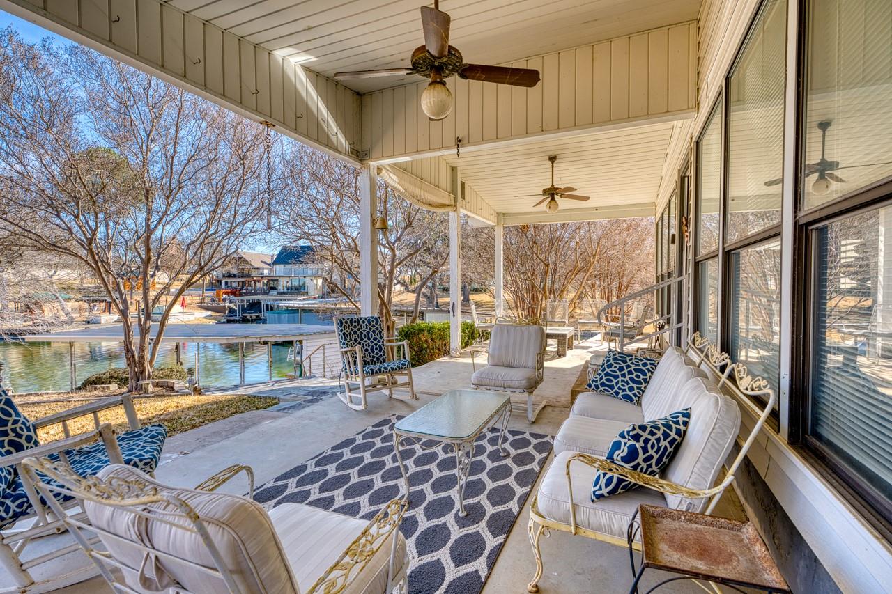 204 Canyon Oaks, Sunrise Beach, TX 78643