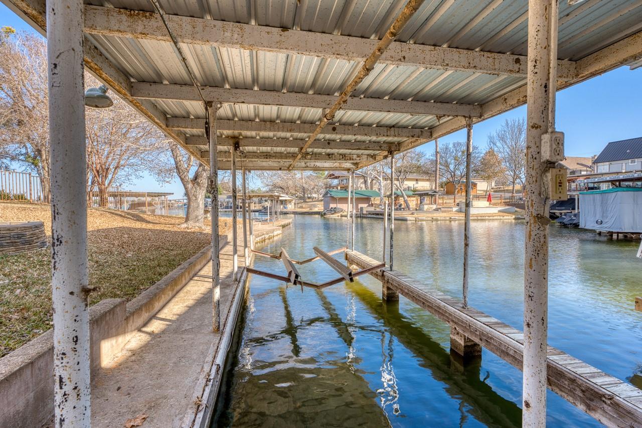 204 Canyon Oaks, Sunrise Beach, TX 78643