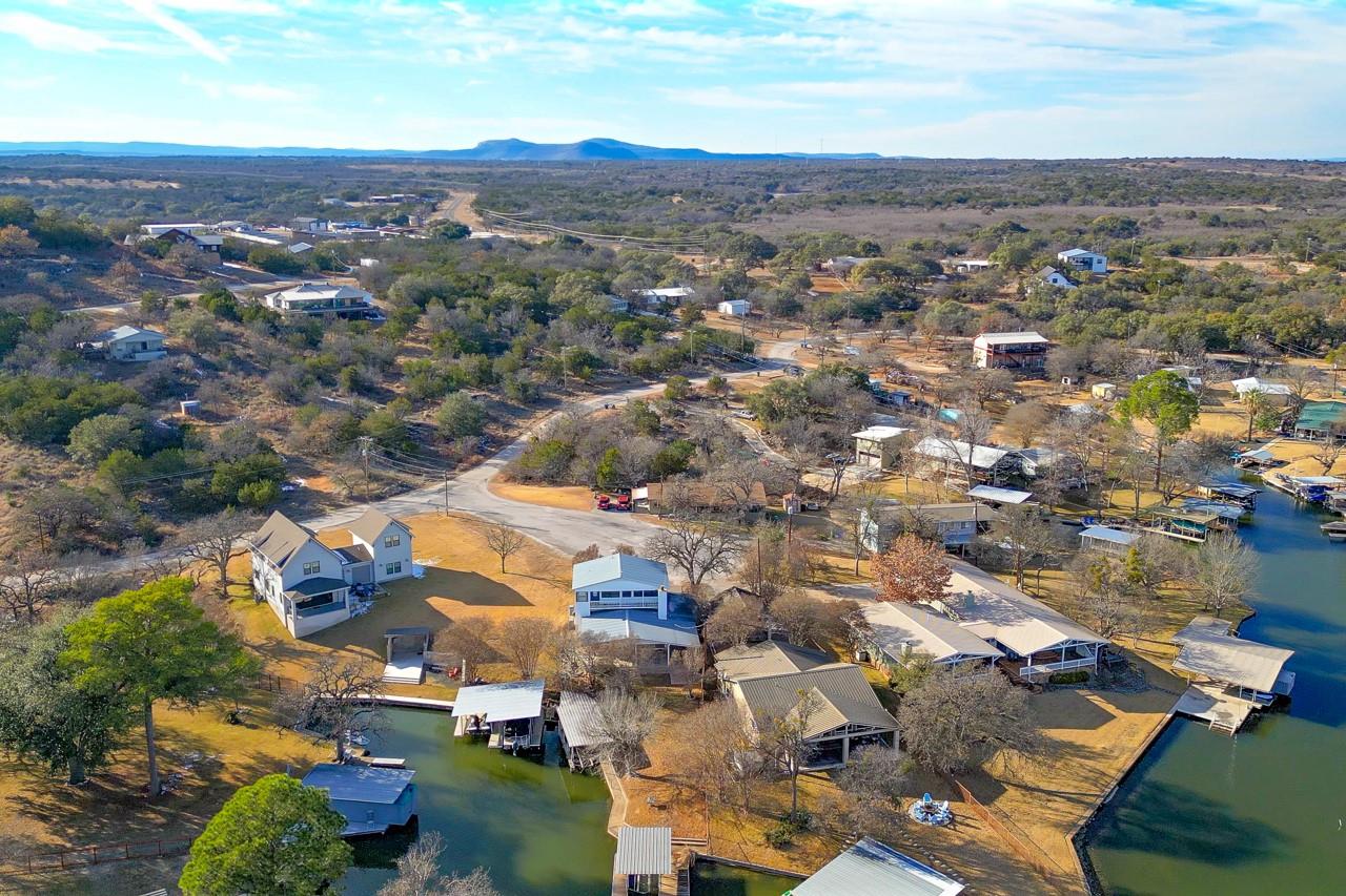 204 Canyon Oaks, Sunrise Beach, TX 78643