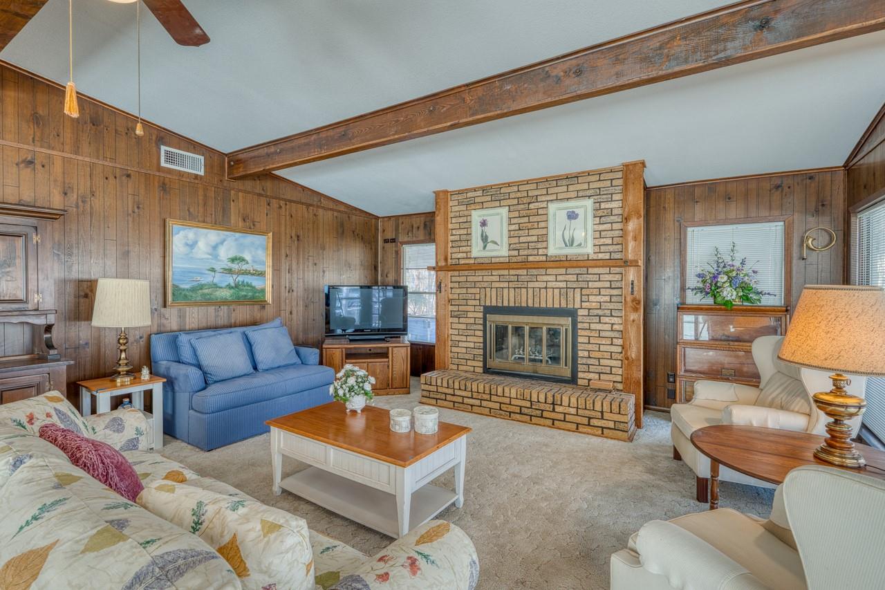 204 Canyon Oaks, Sunrise Beach, TX 78643