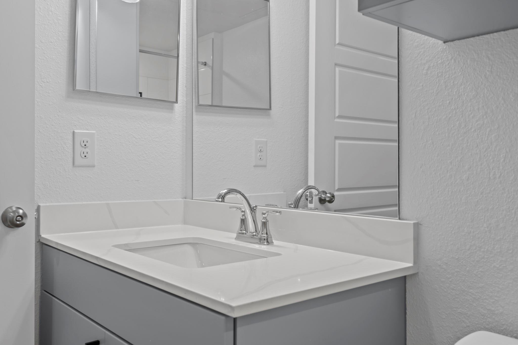 1664 Hillside Terrace # 2512, Buda, TX 78610