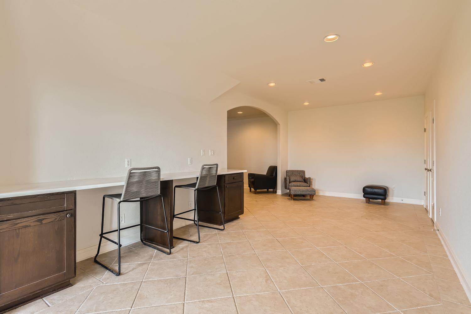 236 Aria Rdg # 236, Lakeway, TX 78738