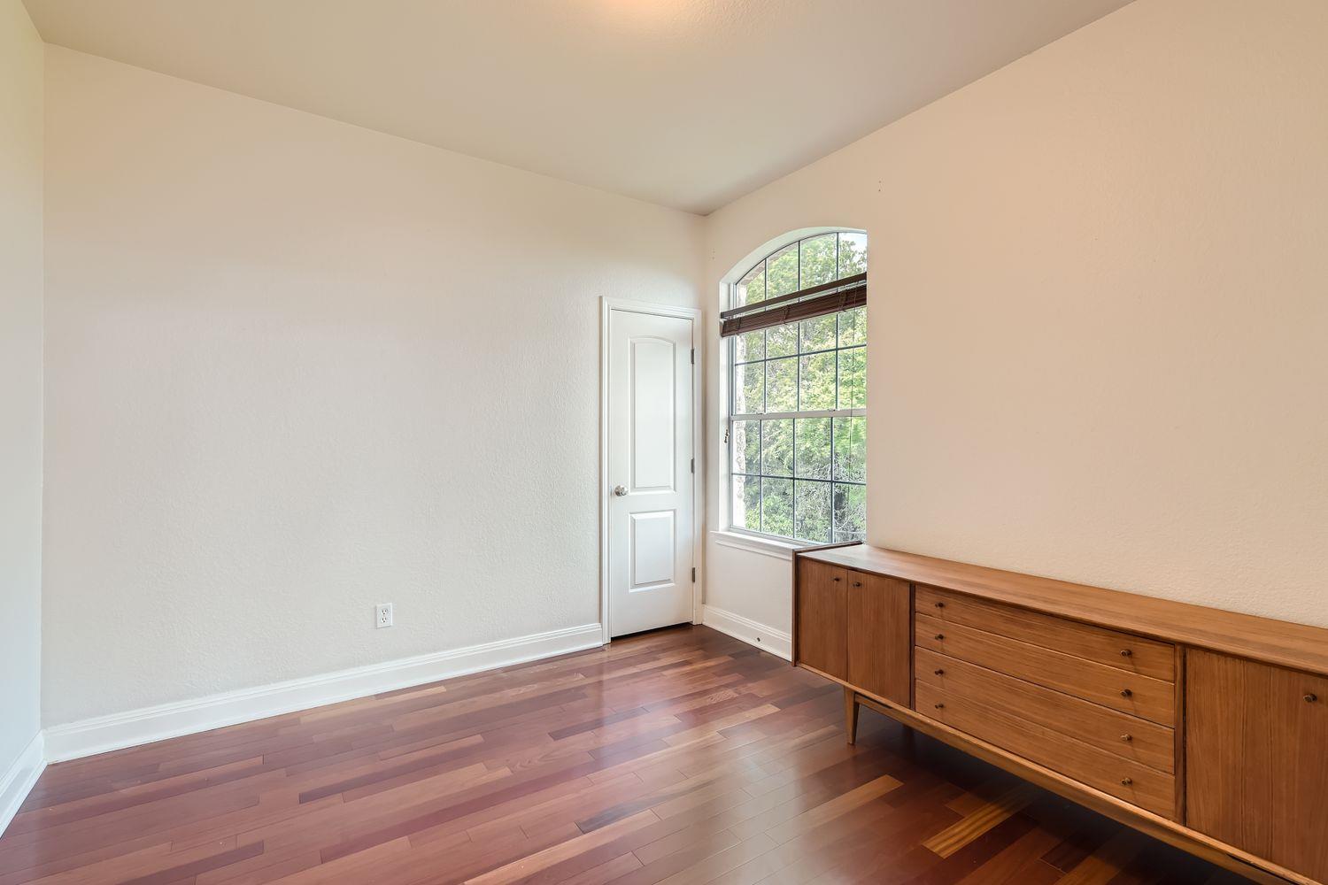 236 Aria Rdg # 236, Lakeway, TX 78738