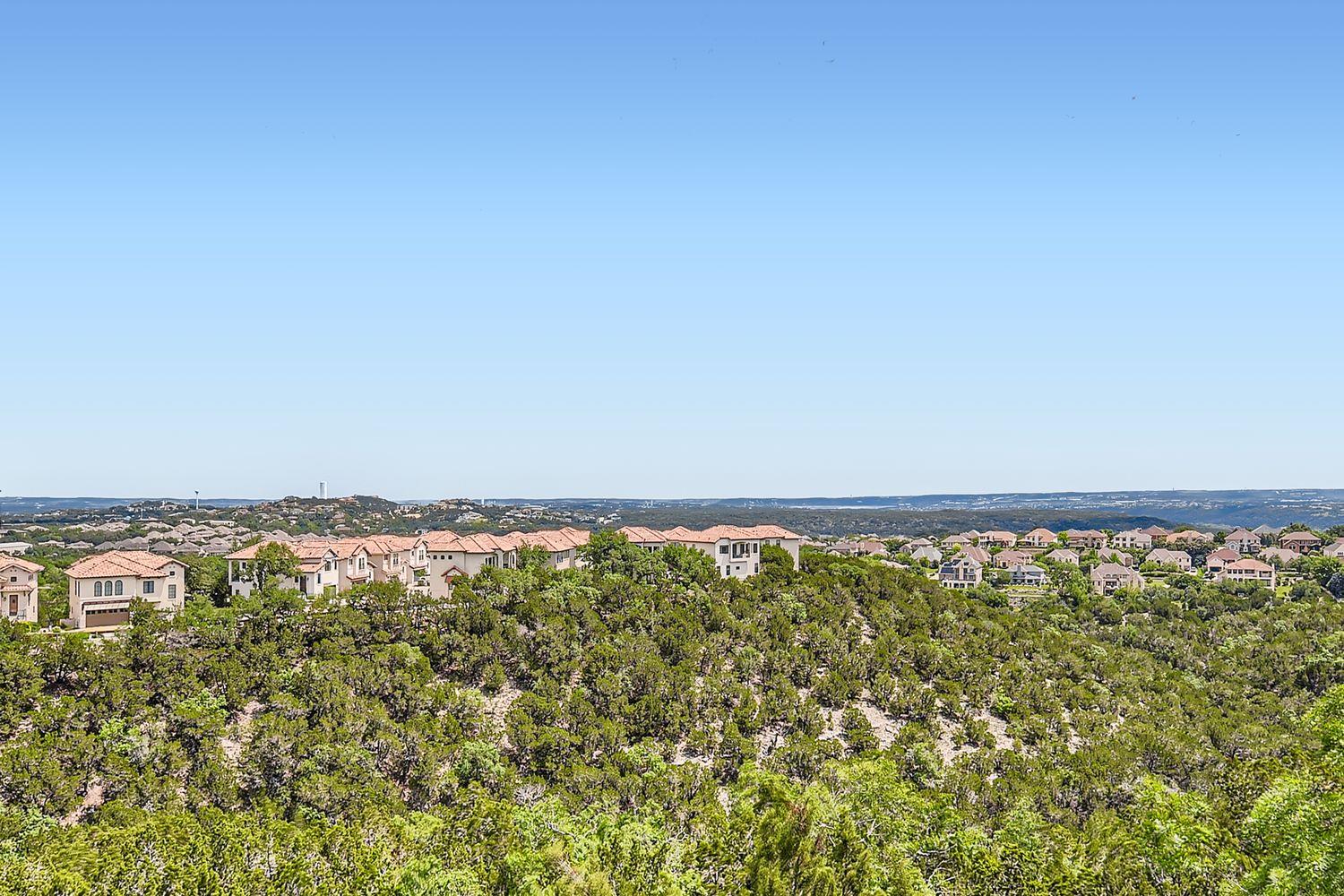 236 Aria Rdg # 236, Lakeway, TX 78738