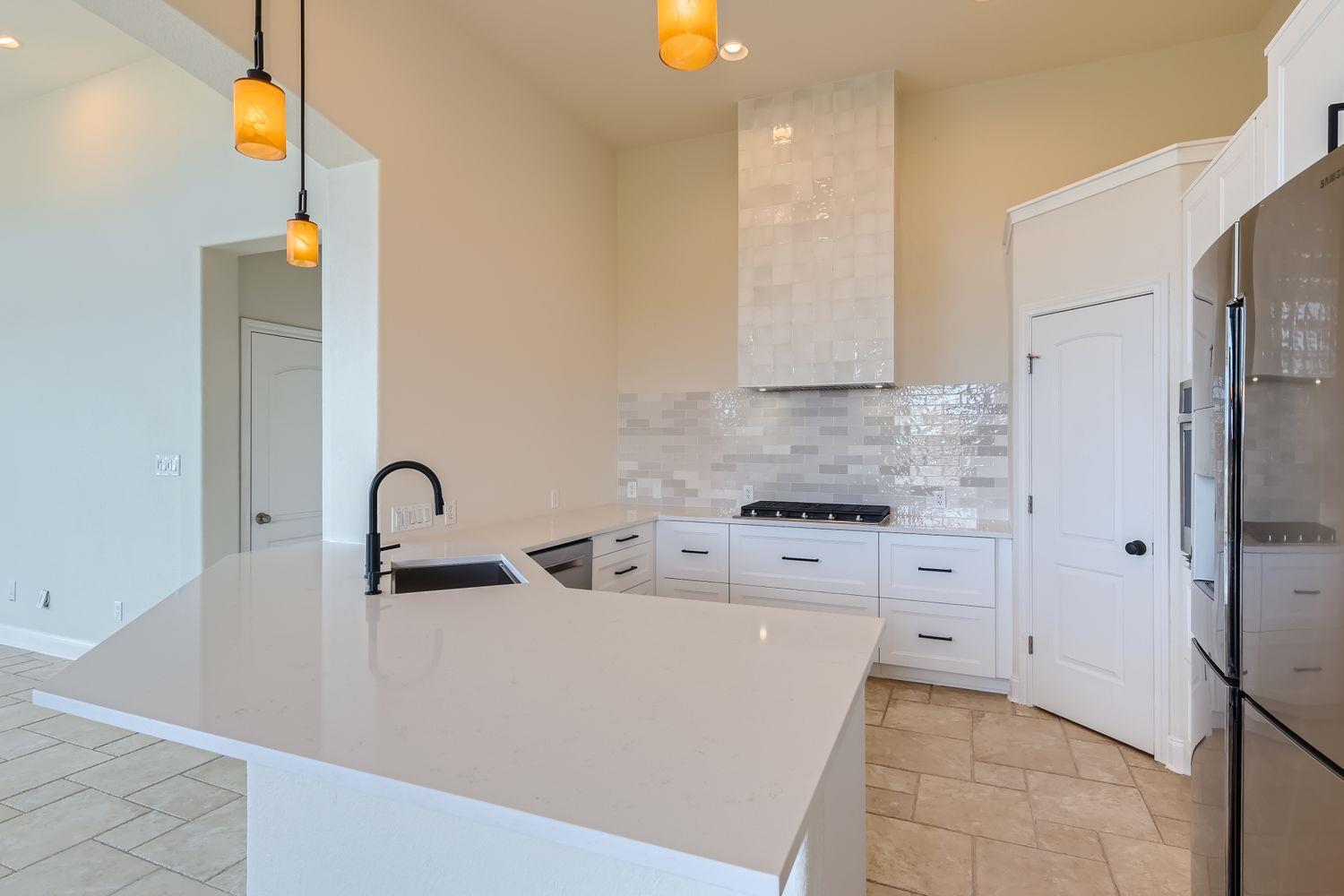 236 Aria Rdg # 236, Lakeway, TX 78738