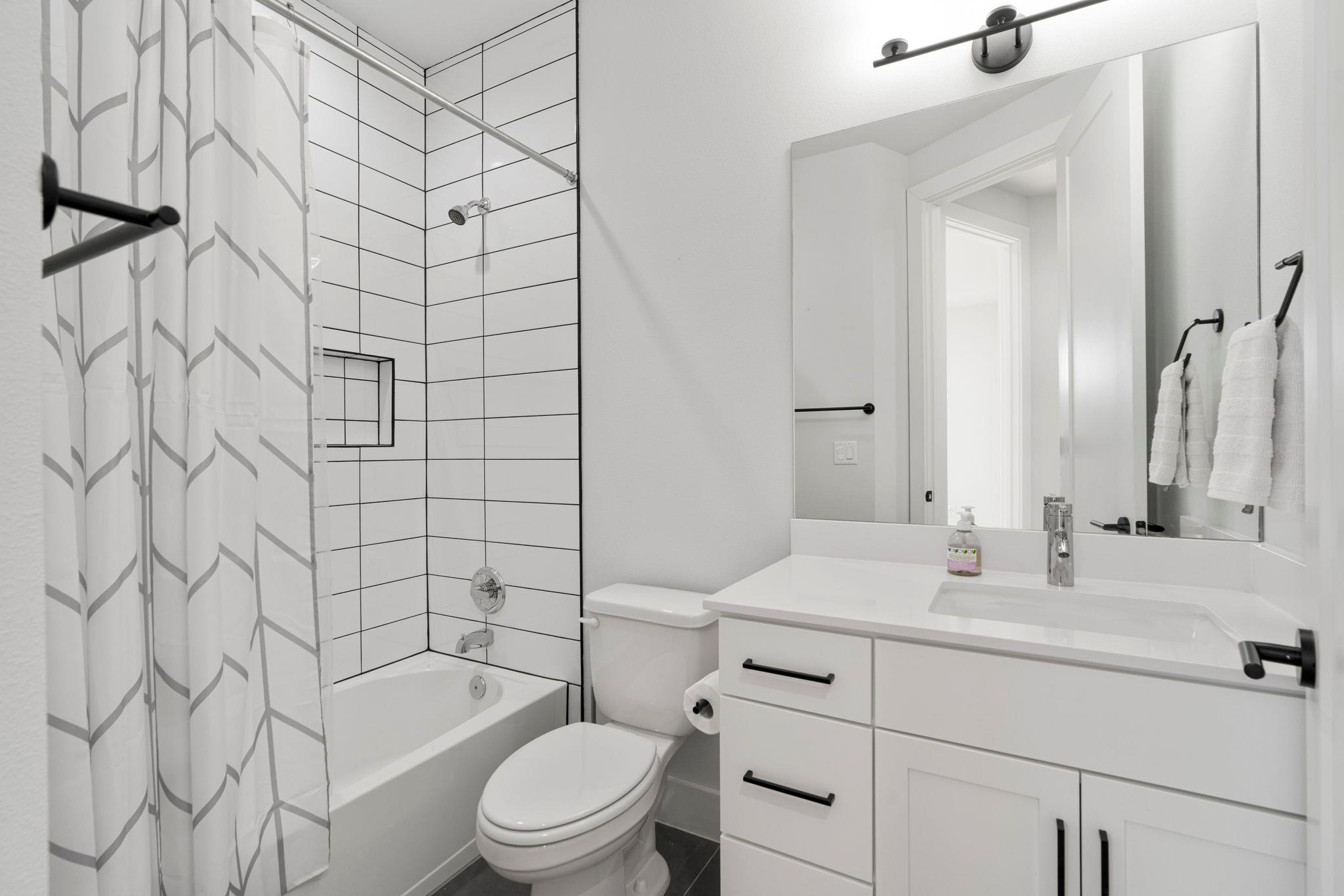 1405 Perez St # 1, Austin, TX 78721