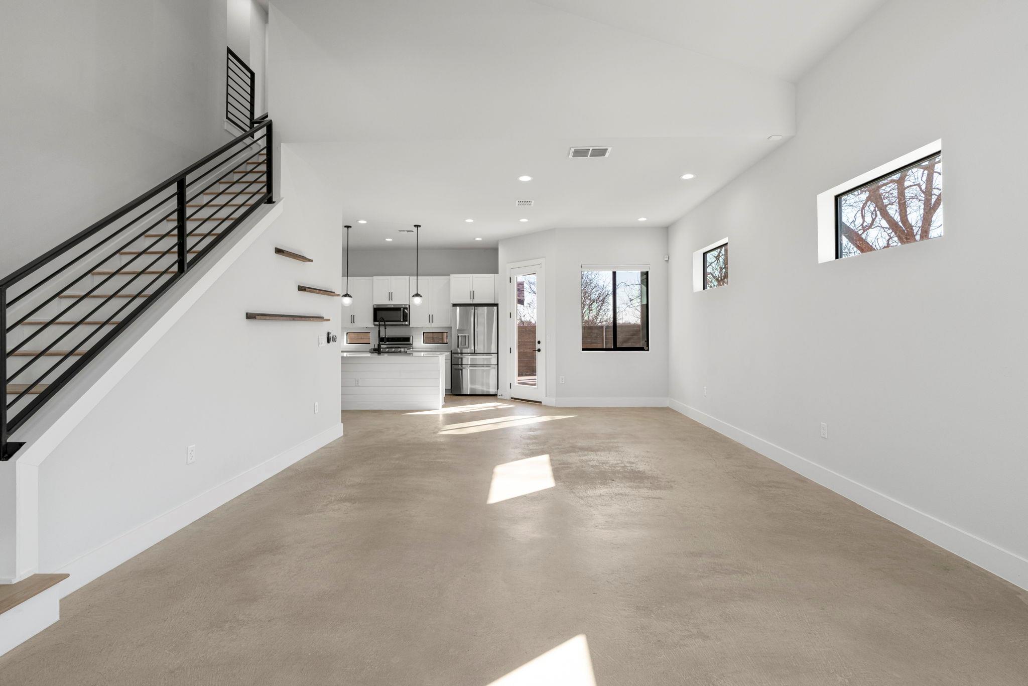 1405 Perez St # 1, Austin, TX 78721