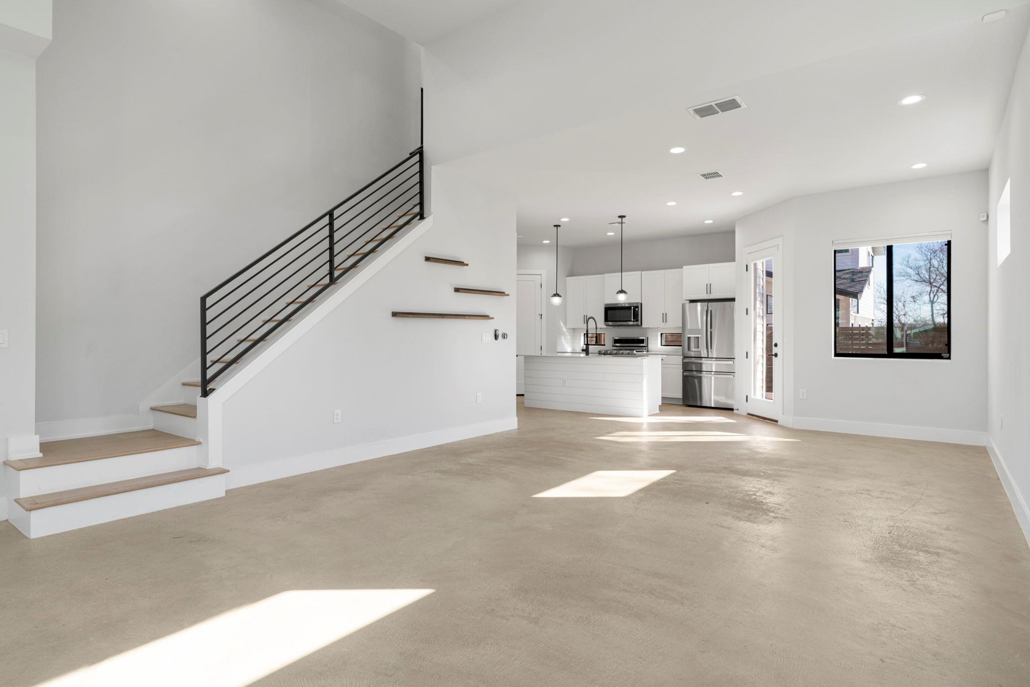 1405 Perez St # 1, Austin, TX 78721