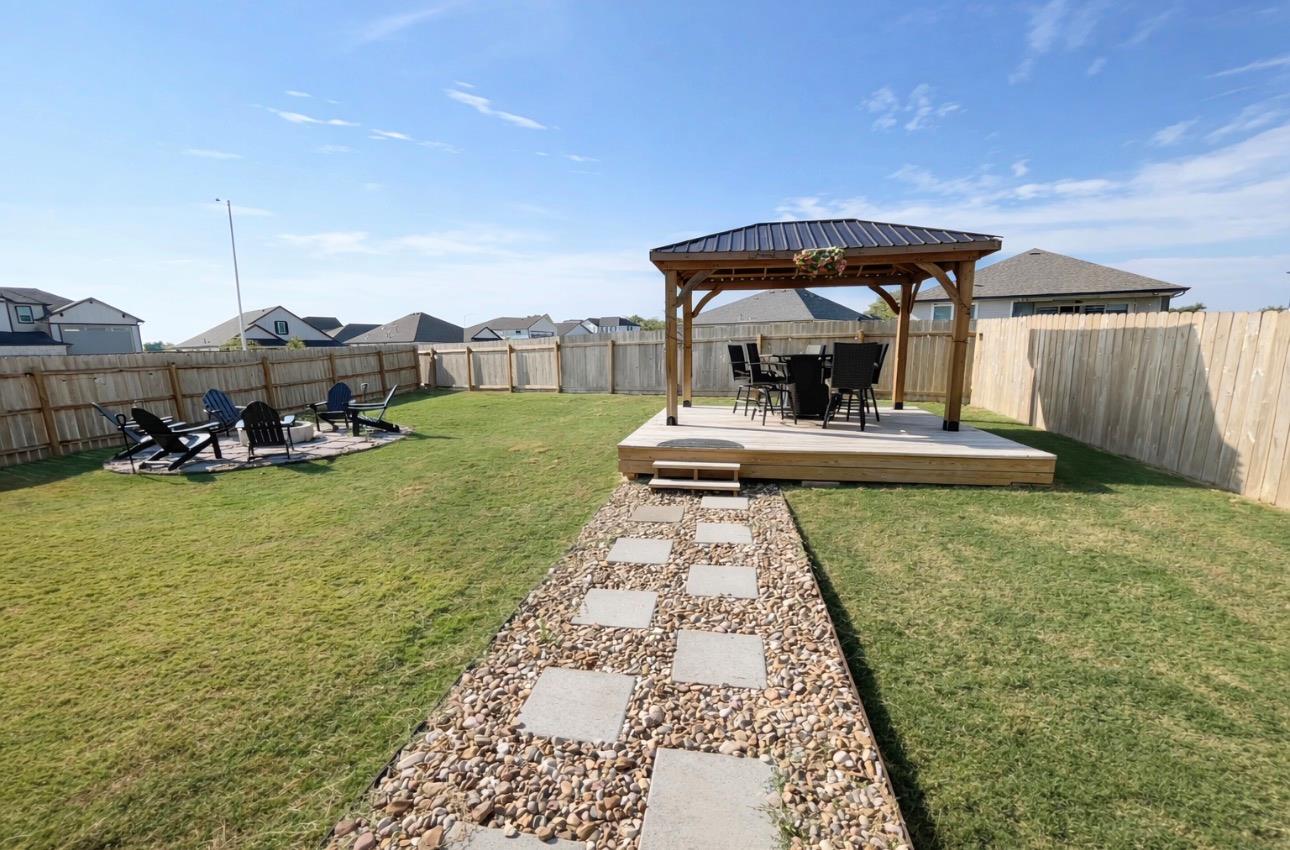 20707 John Gill Dr, Manor, TX 78653